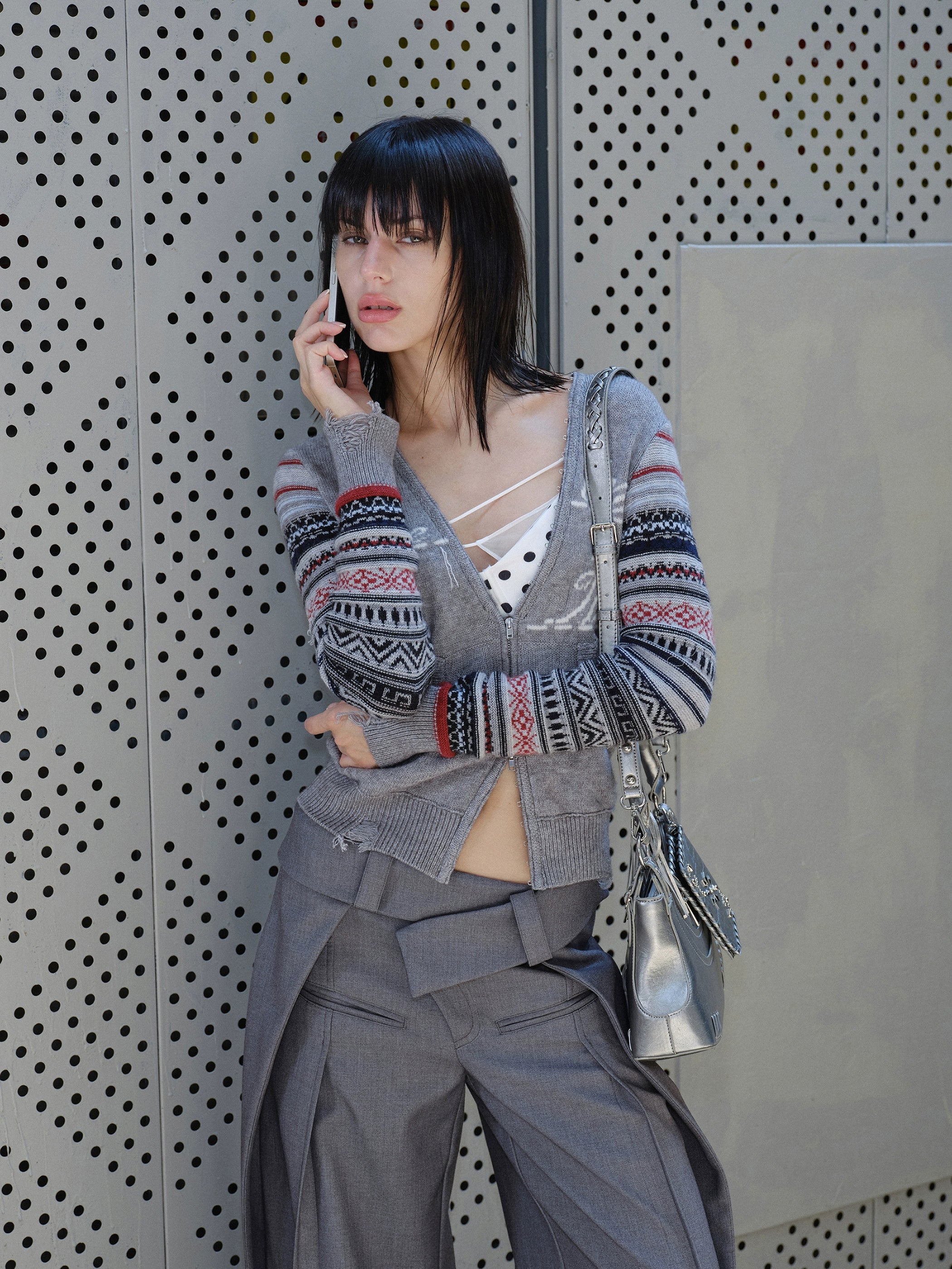 2th Desire费尔岛复古条纹提花字母v领修身针织开衫双头拉链外套