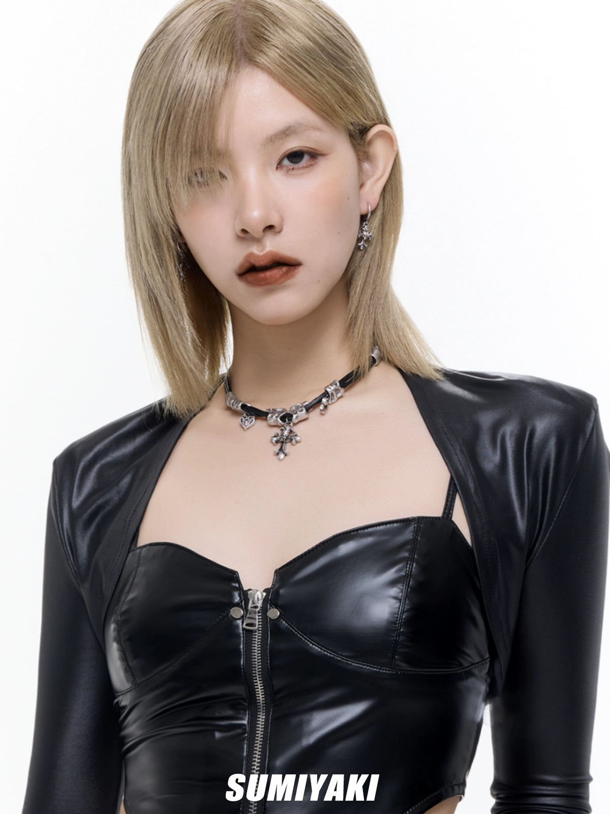 超A的骷髅头小耳钉!SUMIYAKI 做旧钛银耳饰