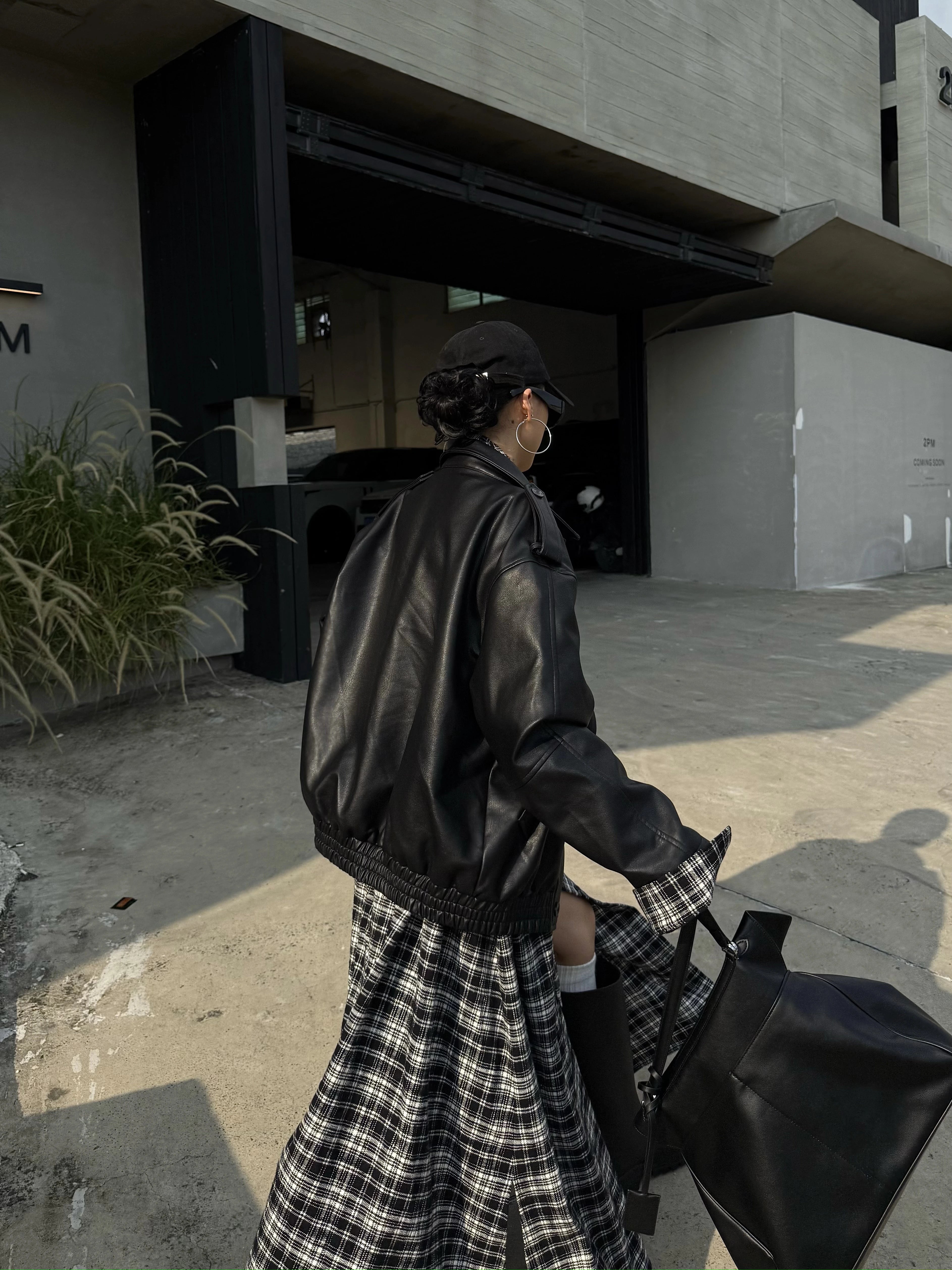 野生zero 复古黑色酷飒风pu皮衣女秋季新款机车宽松翻领上衣外套