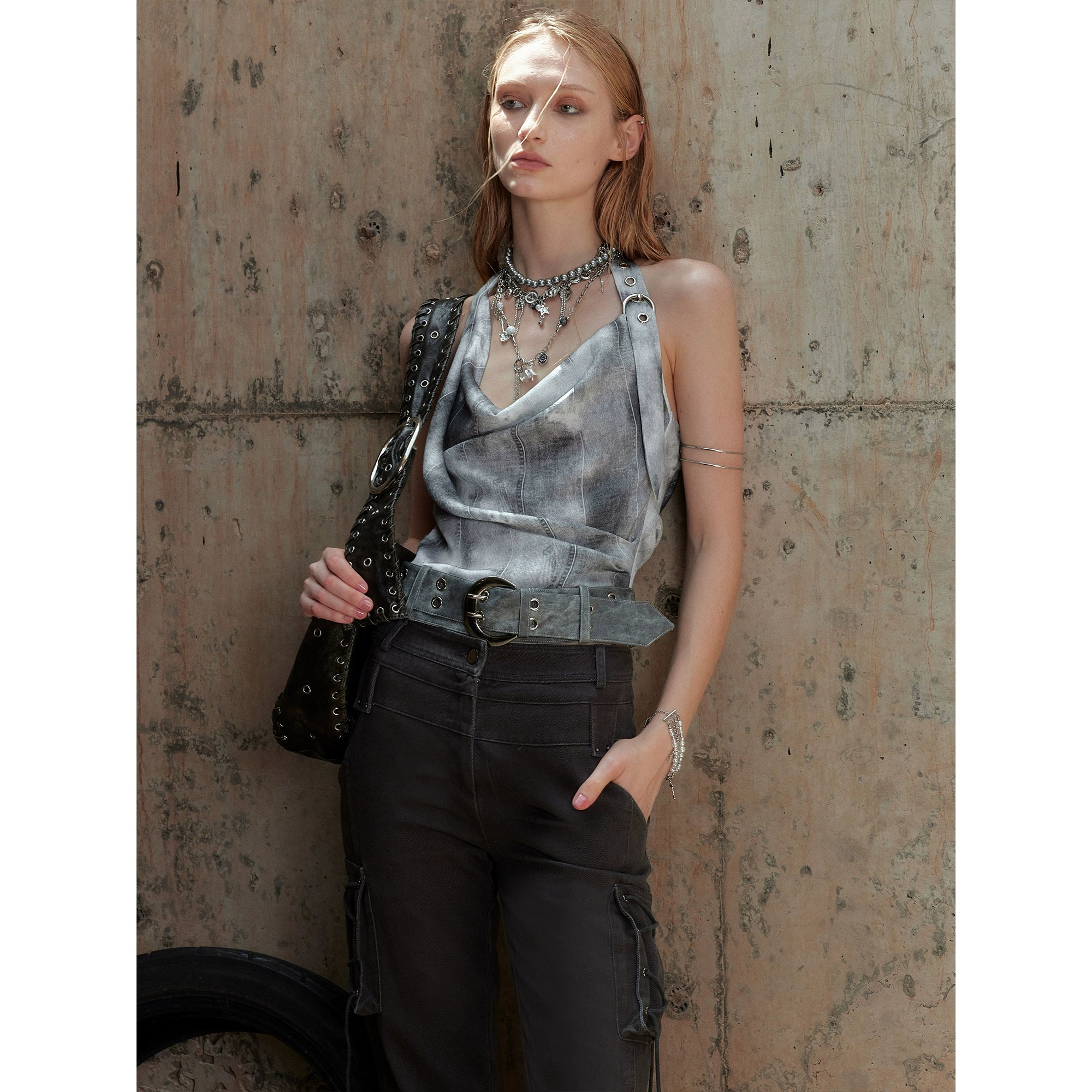 2th Desire荡领解构拼接挂脖露背背心吊带女显瘦高级感无袖上衣