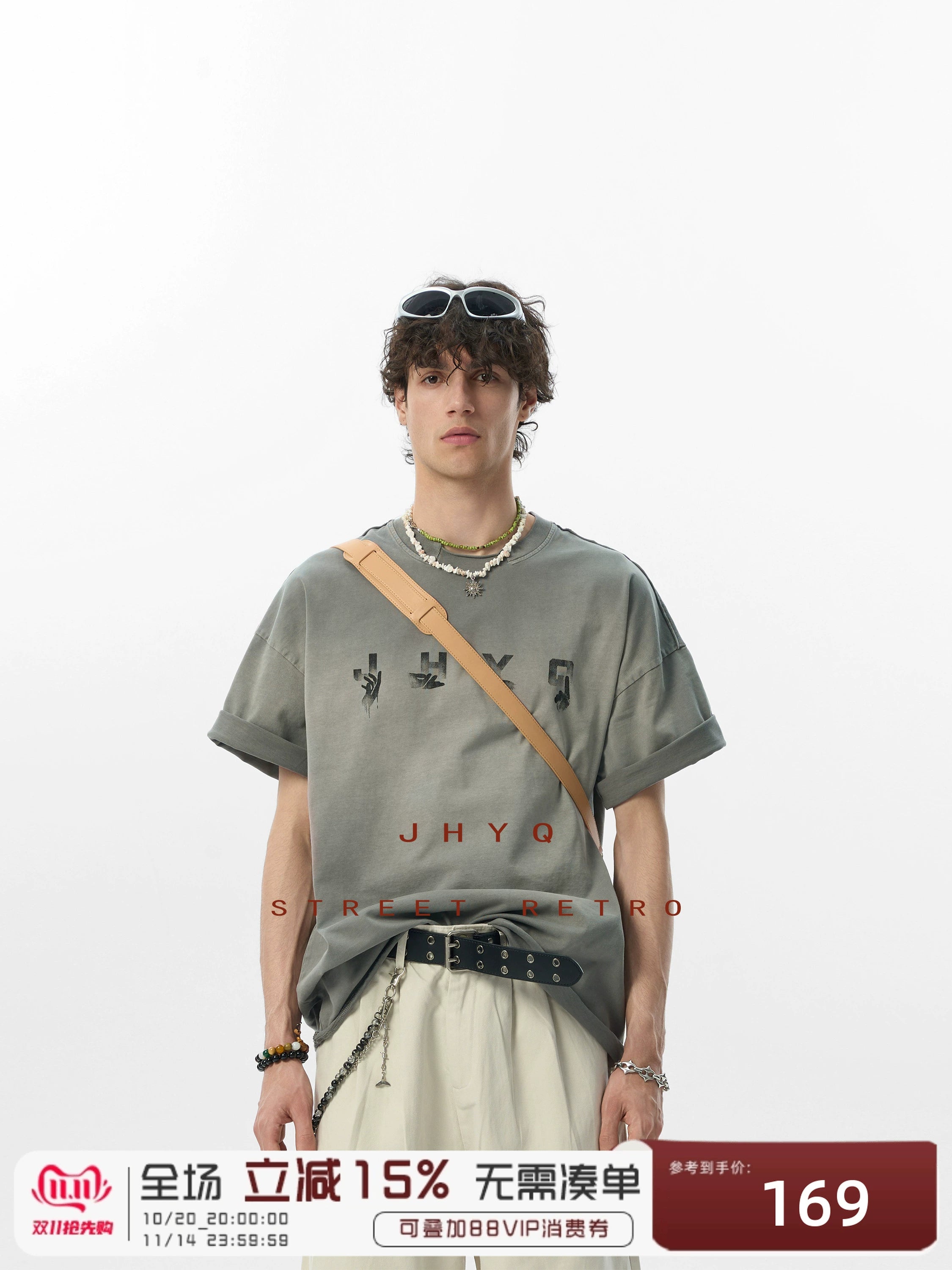 【水洗系列】JHYQ美式做旧创意手势印花落肩双领短袖T恤男夏宽松