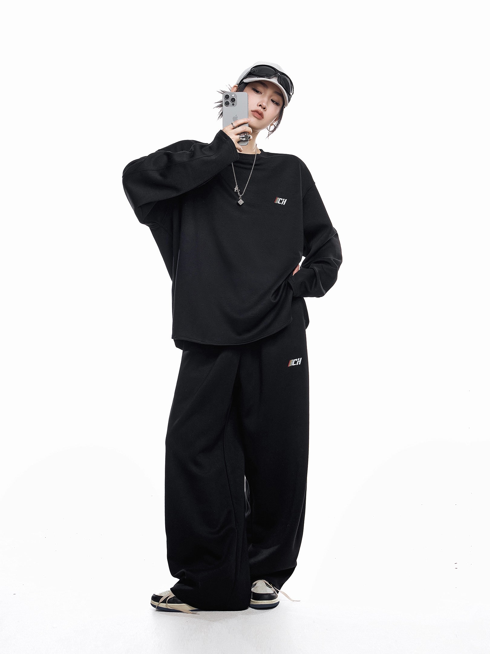 ICH MODE 美式刺绣灰色圆领卫衣女2025新款秋冬复古宽松套头上衣