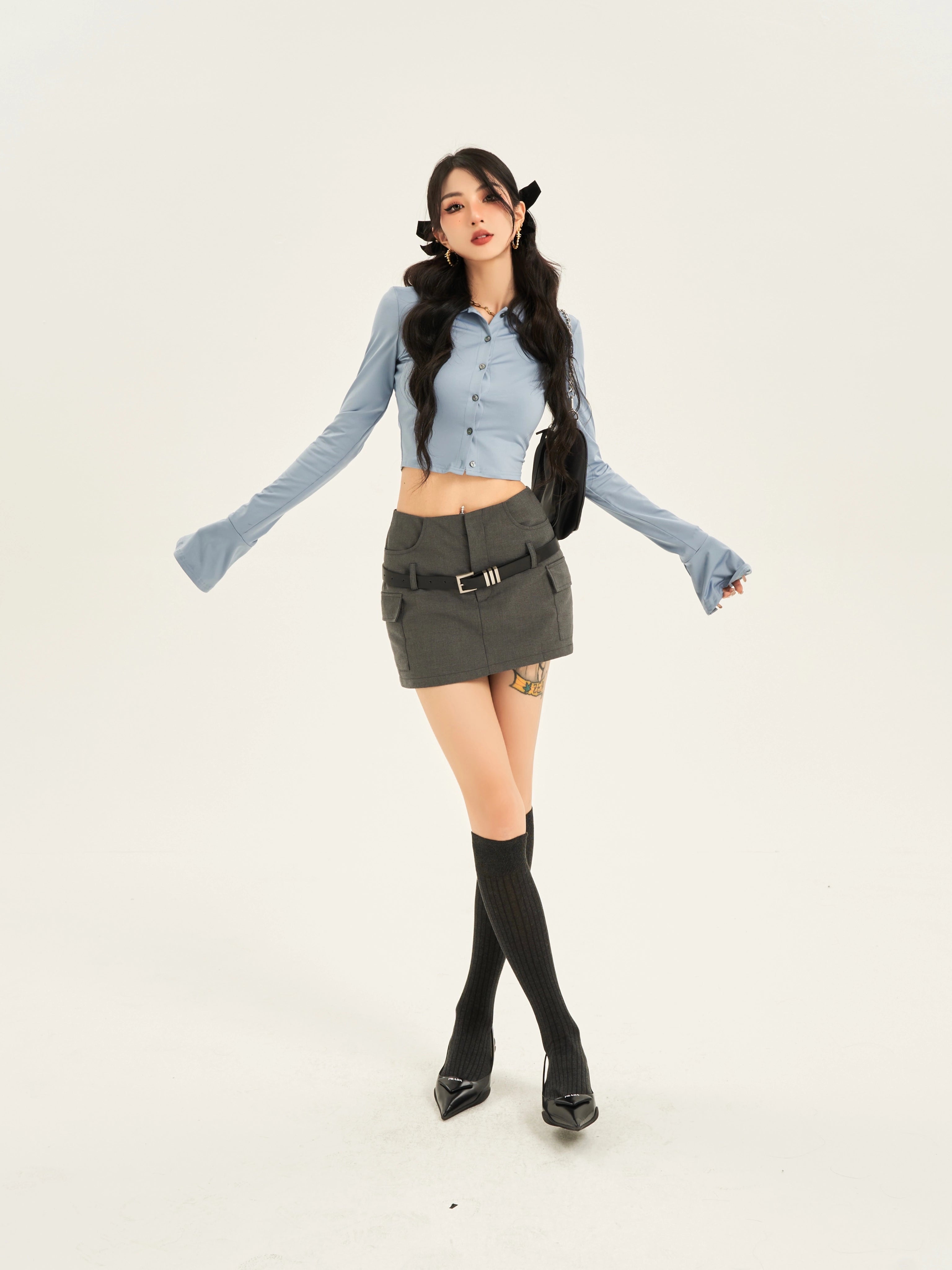 野生zero蓝色短款上衣女春夏甜辣妹小众修身显瘦翻领喇叭长袖衬衫