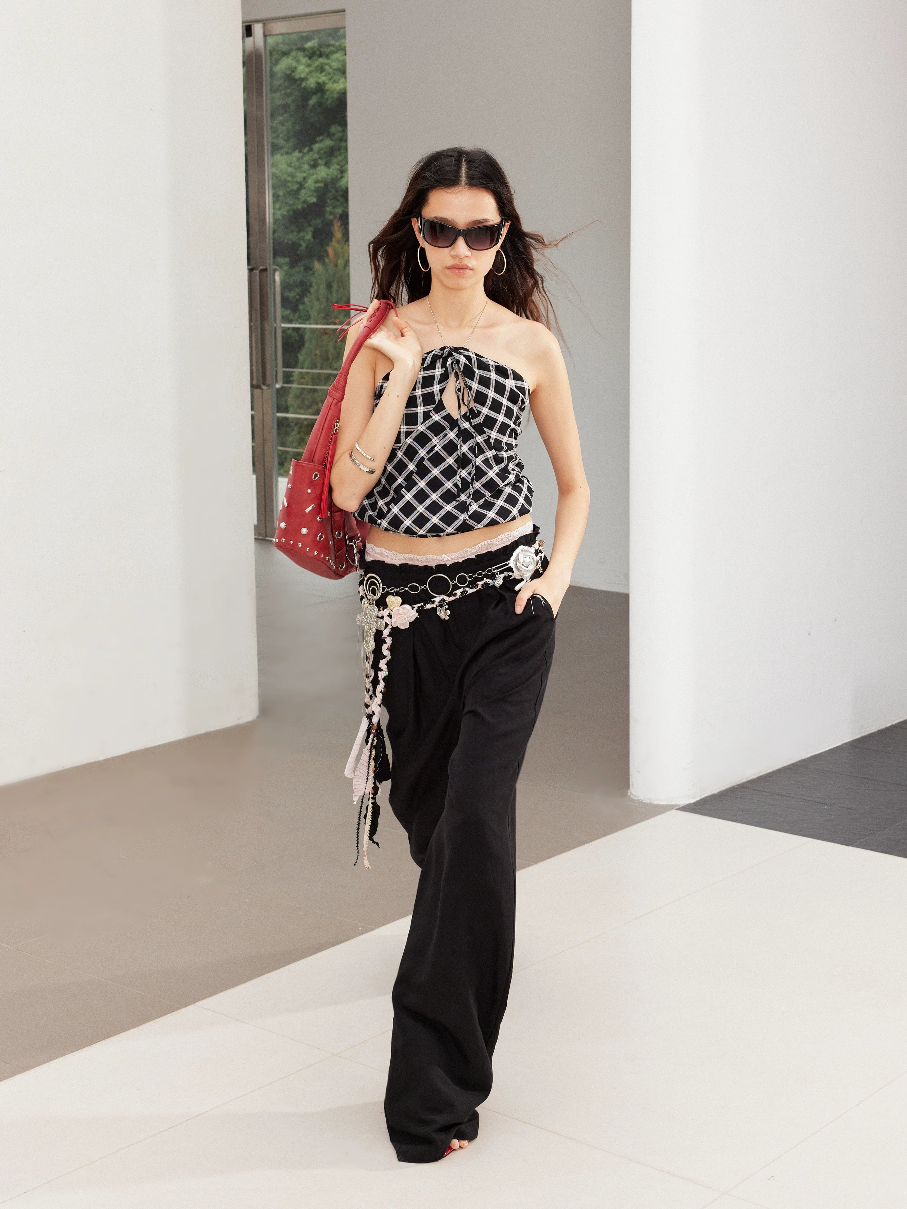 2th Desire复古蛇纹褶皱绑带花苞链条甜辣挂脖吊带露肩格纹上衣女