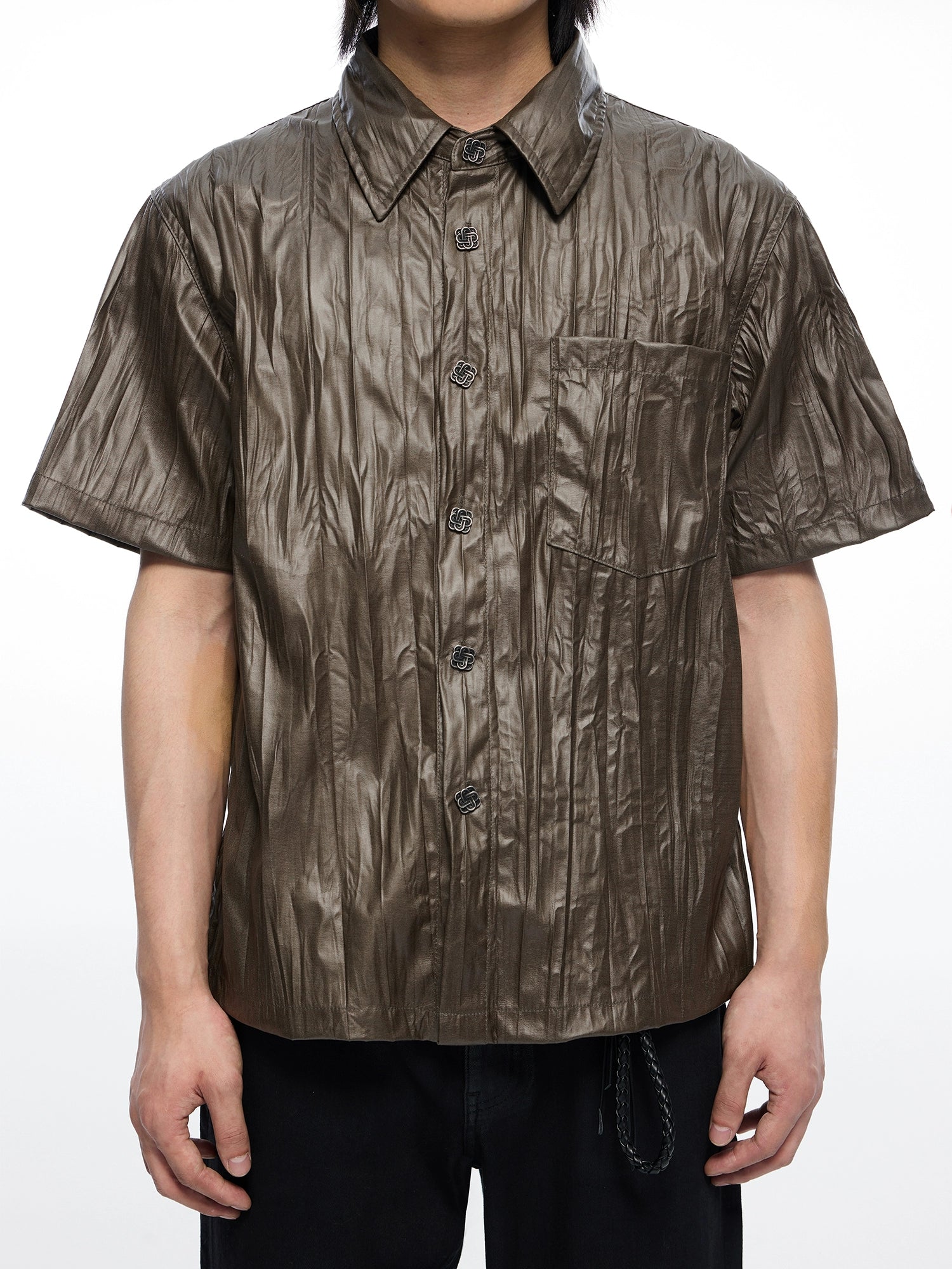 皮感肌理褶皱短袖衬衫定制金属纽扣boxy版型男TERRAINCOGNITA24SS