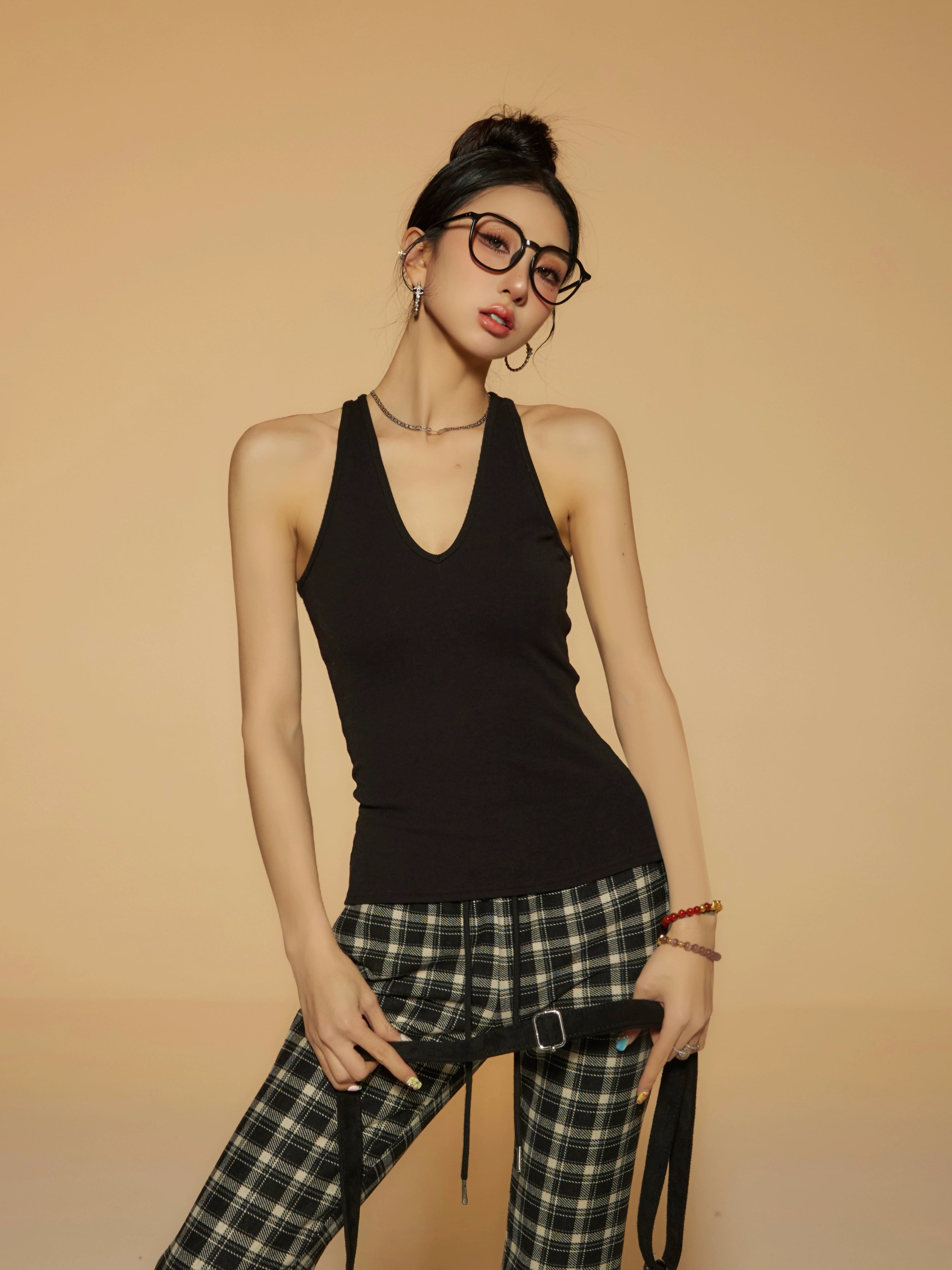 野生zero黑灰白色内搭针织v领背心女夏季外穿修身辣妹无袖上衣