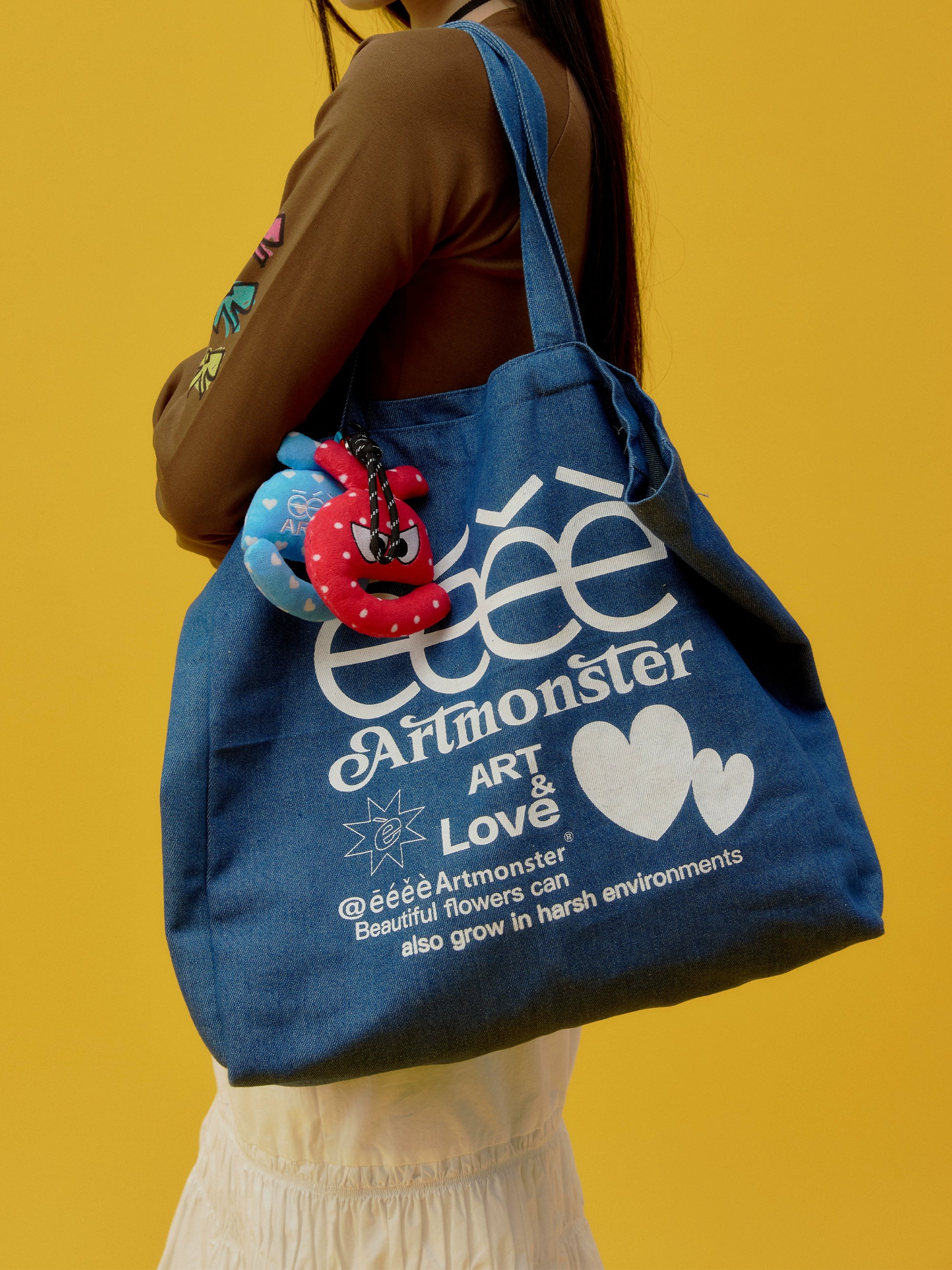 eeeeArtmonster“百宝袋”蓝色单肩包拎包字母爱心帆布包通勤包
