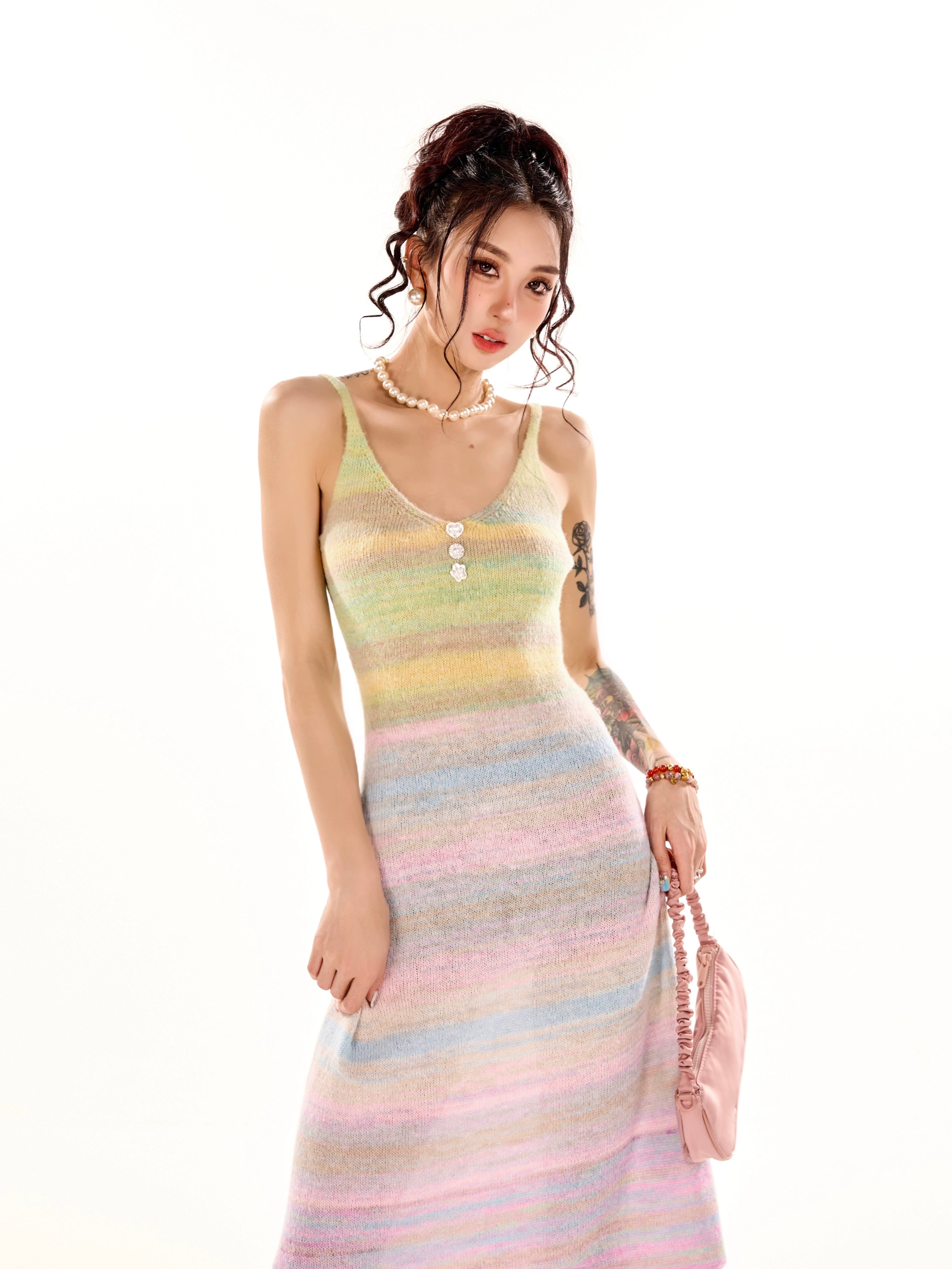 野生zerocircle彩虹v领吊带连衣裙女春夏设计感显瘦修身a字长裙子