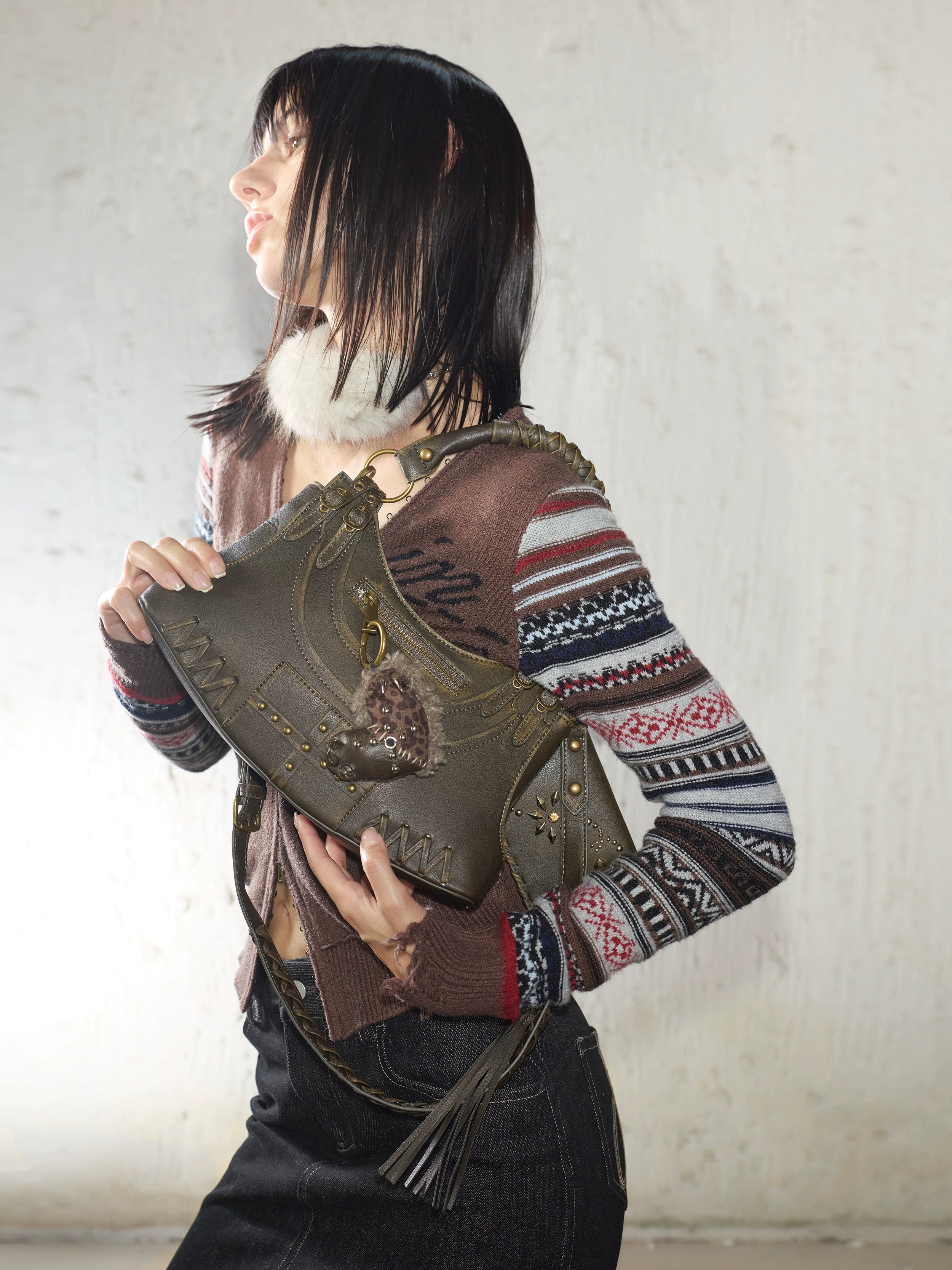 2th Desire原创手工编织独特设计感复古爱心毛毛豹纹铆钉包挂挂饰