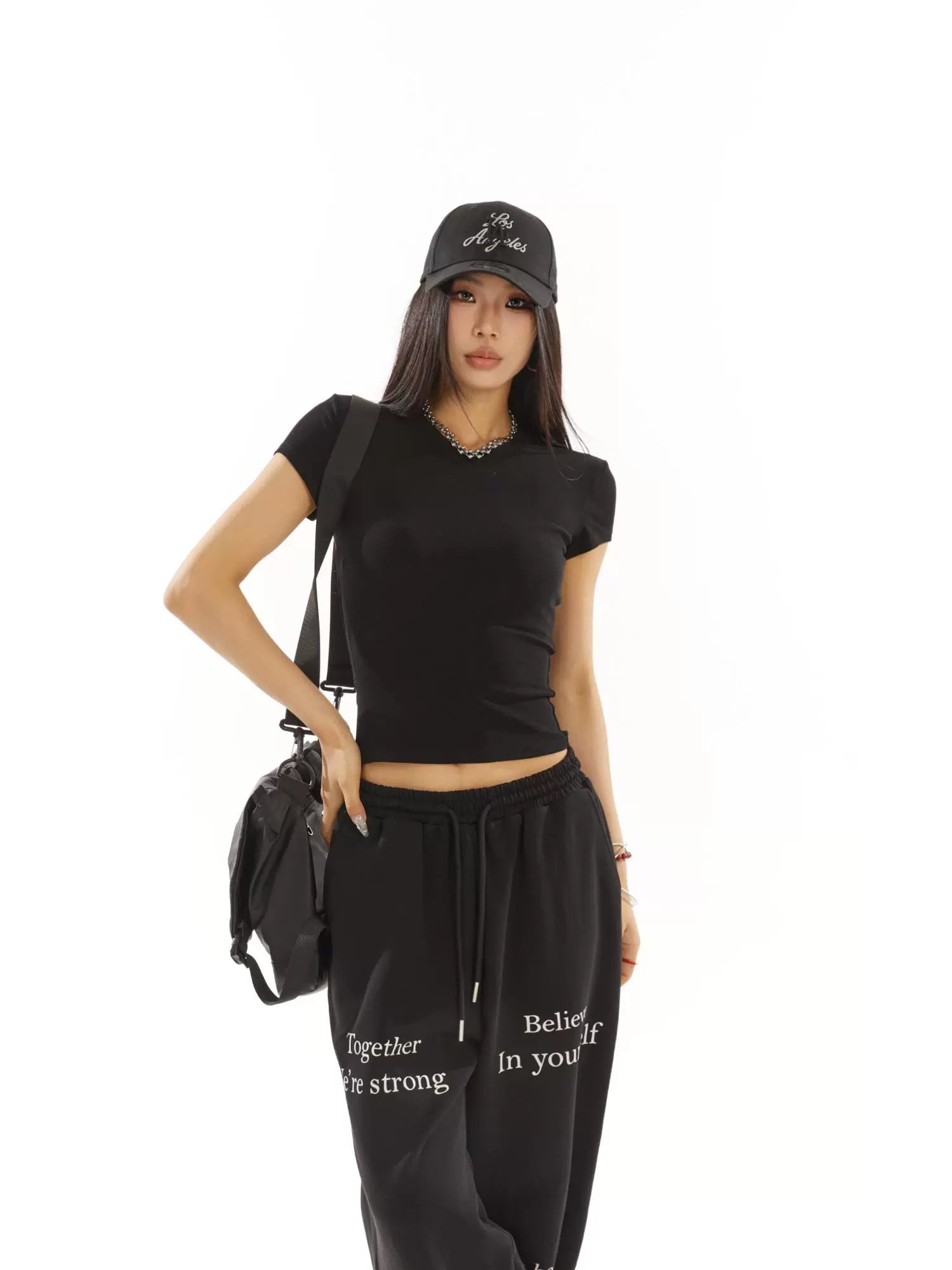 野生zero 白黑灰色正肩短袖t恤女夏季辣妹修身显瘦短款上衣打底衫