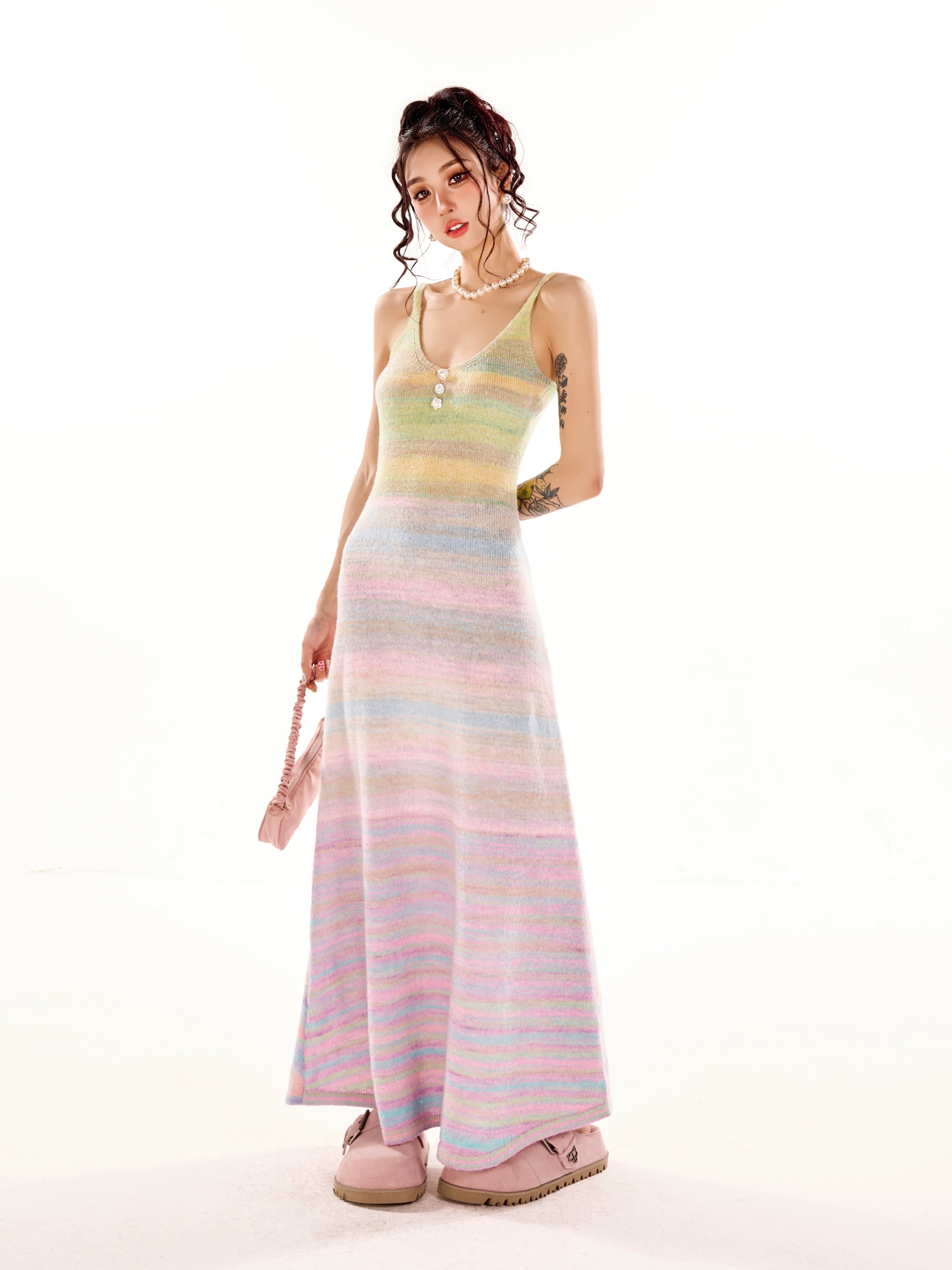 野生zerocircle彩虹v领吊带连衣裙女春夏设计感显瘦修身a字长裙子