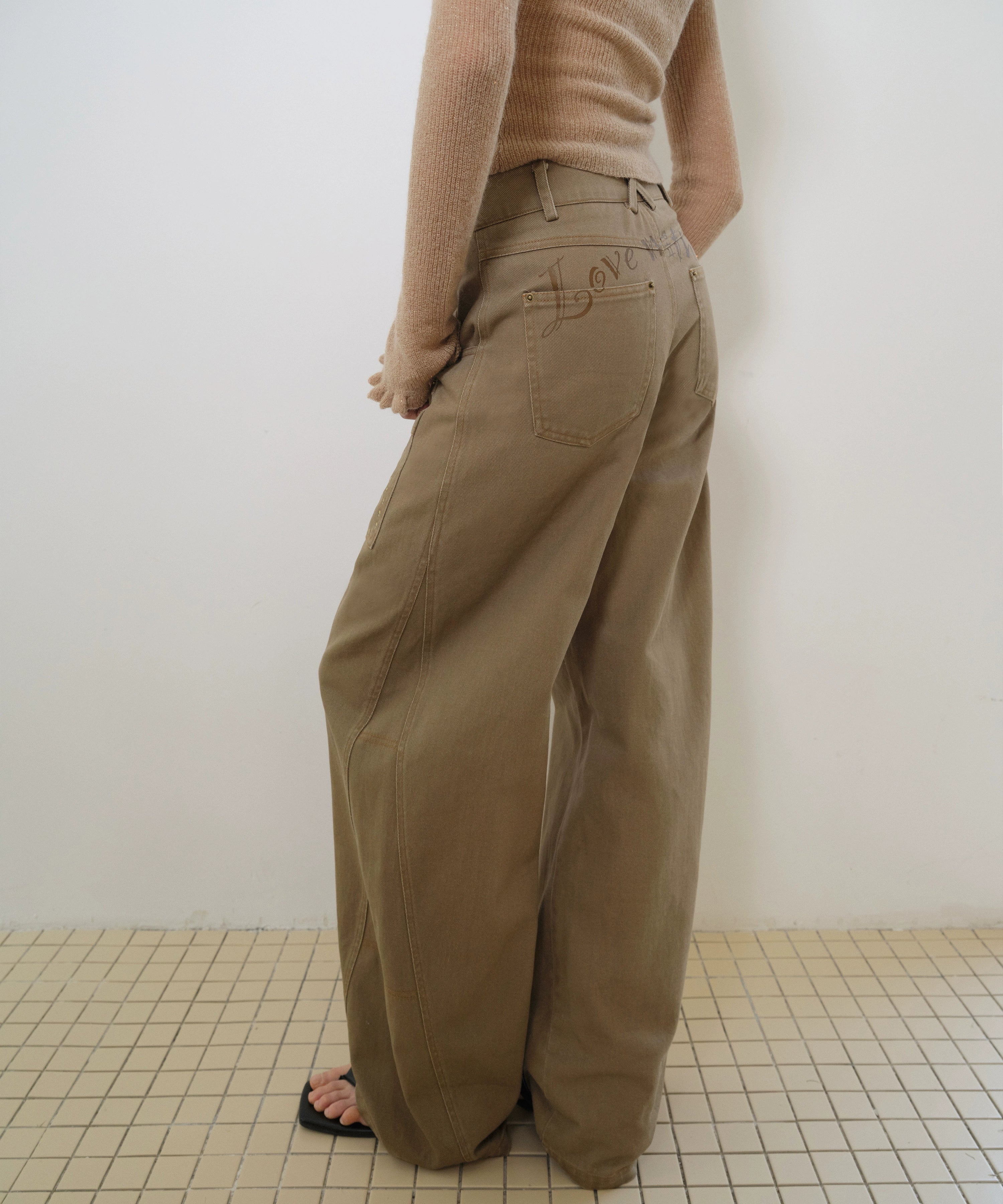 2th Desire复古水洗做旧撞色星星印花植绒廓形弯刀阔腿牛仔裤女