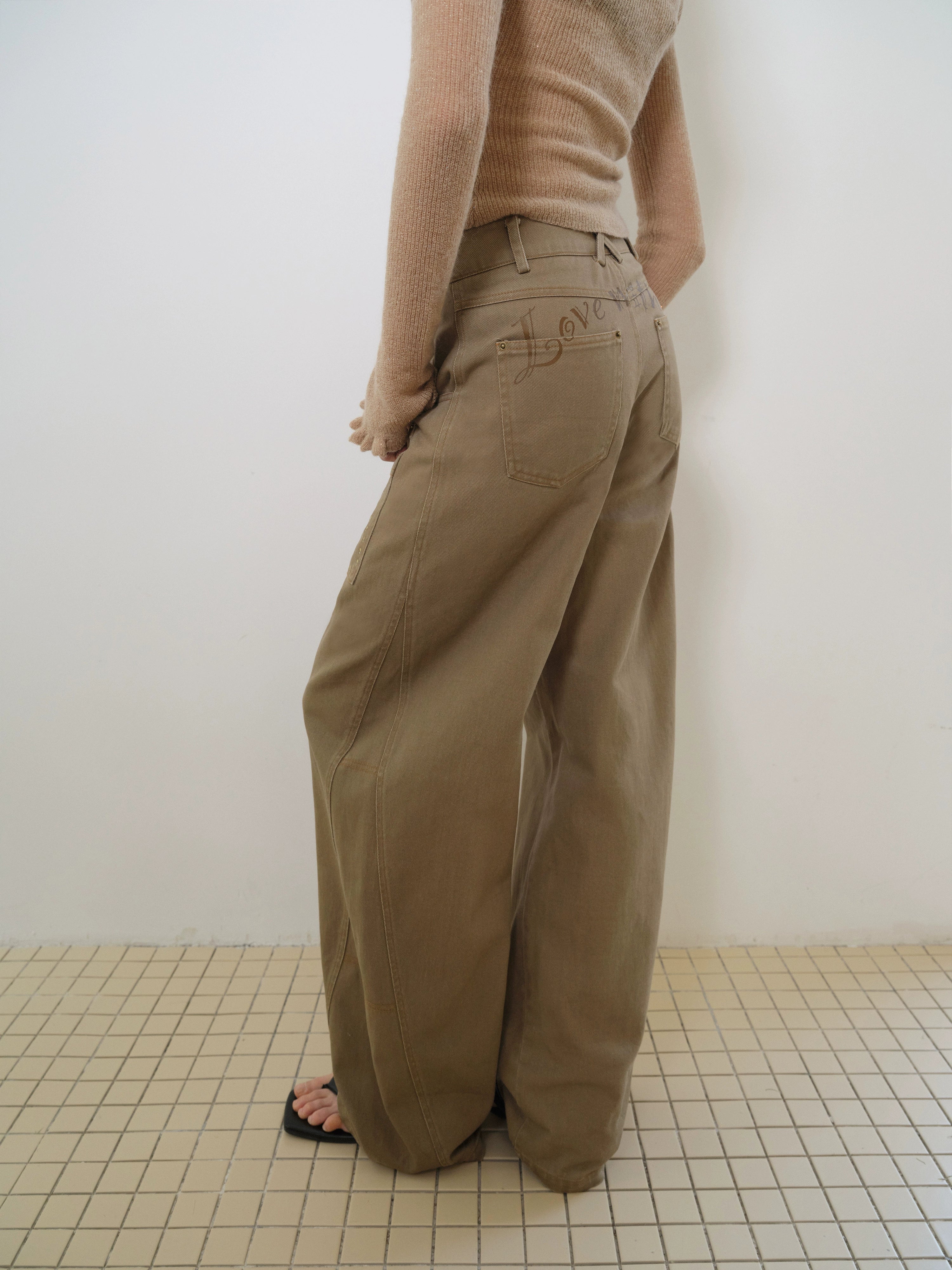 2th Desire复古水洗做旧撞色星星印花植绒廓形弯刀阔腿牛仔裤女