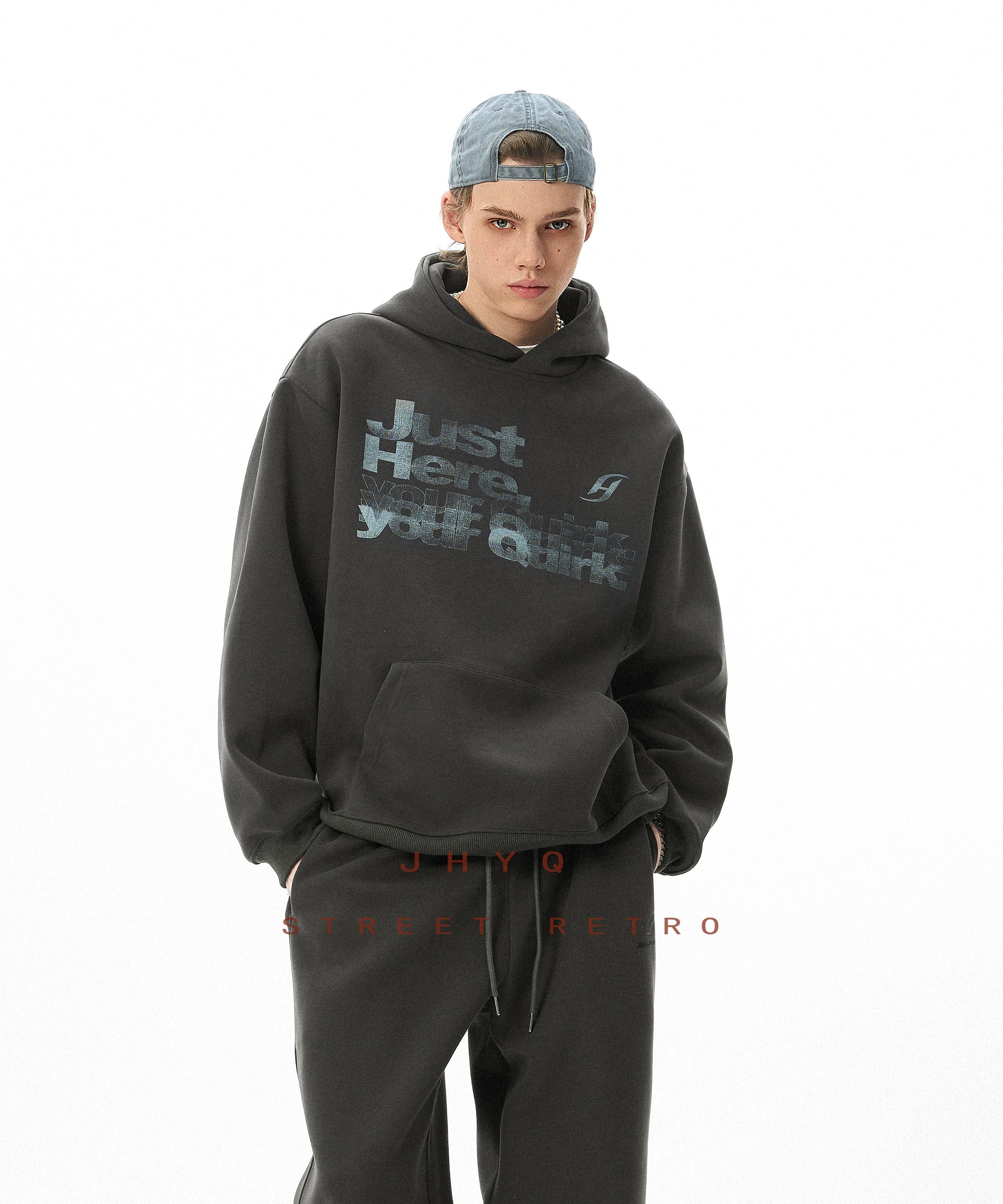 【就在这里，你的怪癖】JHYQ印花创意连帽卫衣男宽松情侣帽衫外套