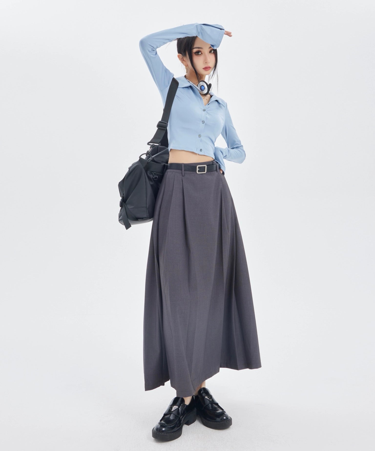 野生zero蓝色短款上衣女春夏甜辣妹小众修身显瘦翻领喇叭长袖衬衫