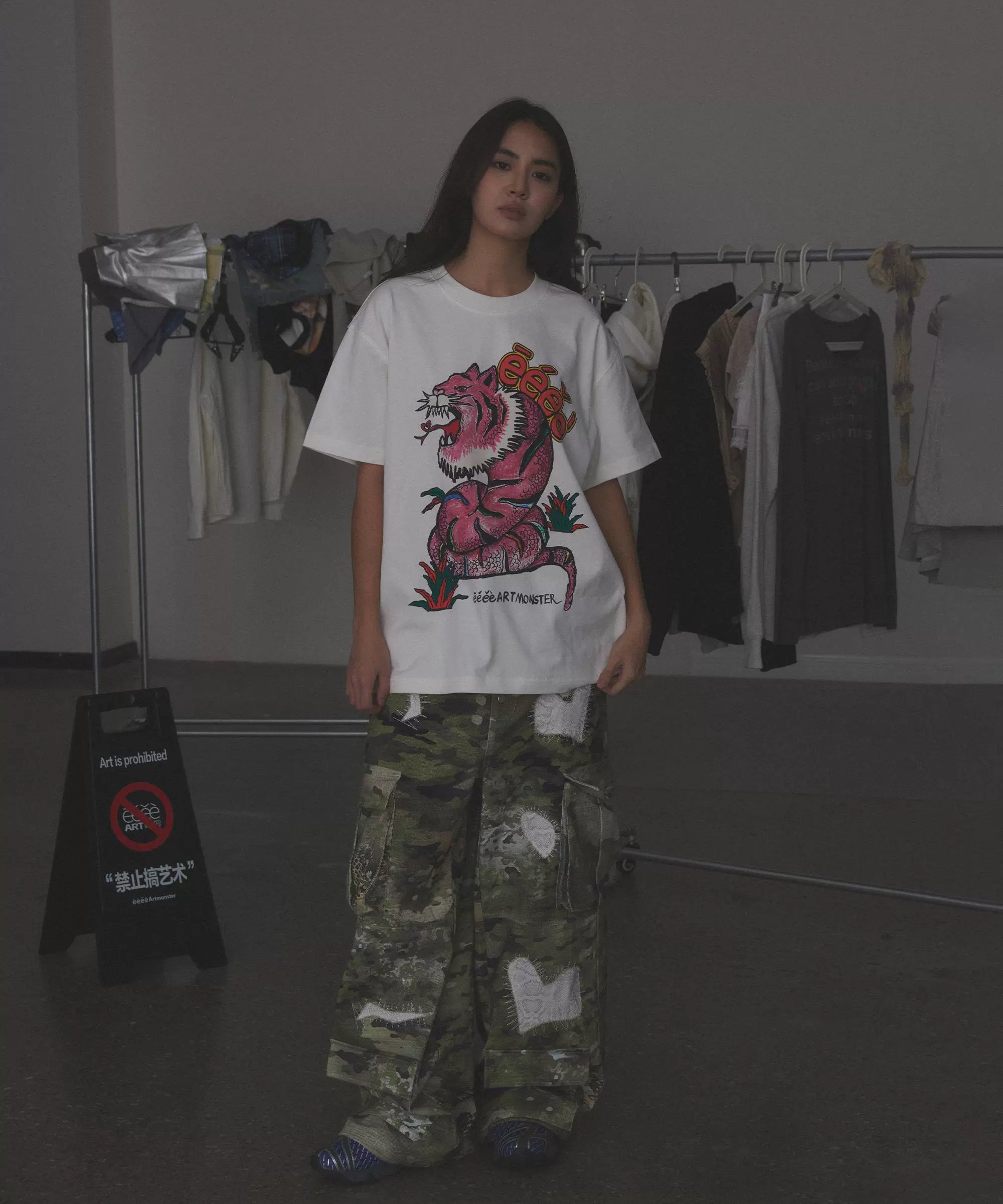 “虎头蛇尾”| eeee设计师款蛇年限定印花圆领短袖手绘涂鸦T恤夏