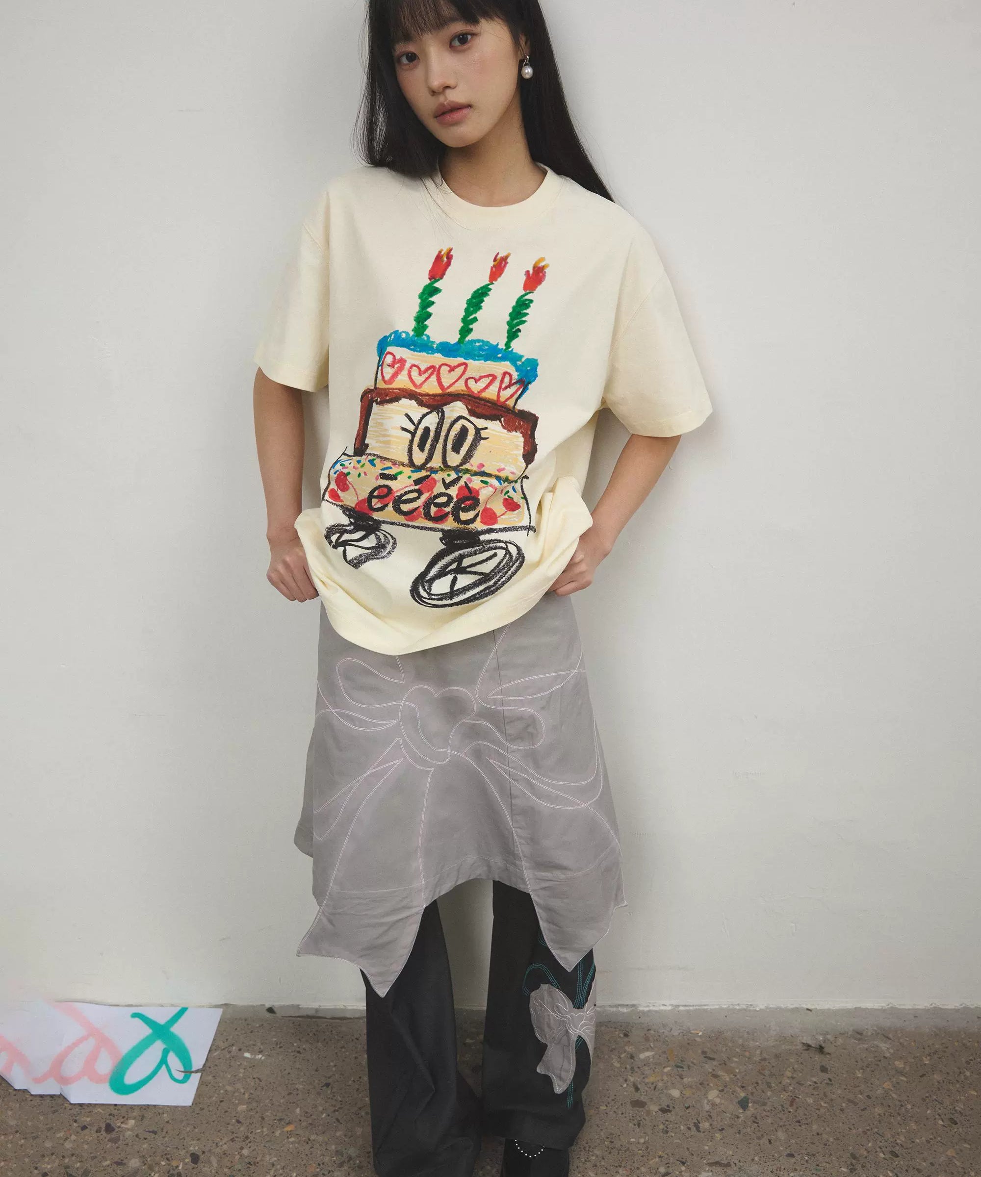 “逃跑蛋糕”| eeee手绘生日蛋糕创意T恤小众涂鸦艺术印花短袖夏