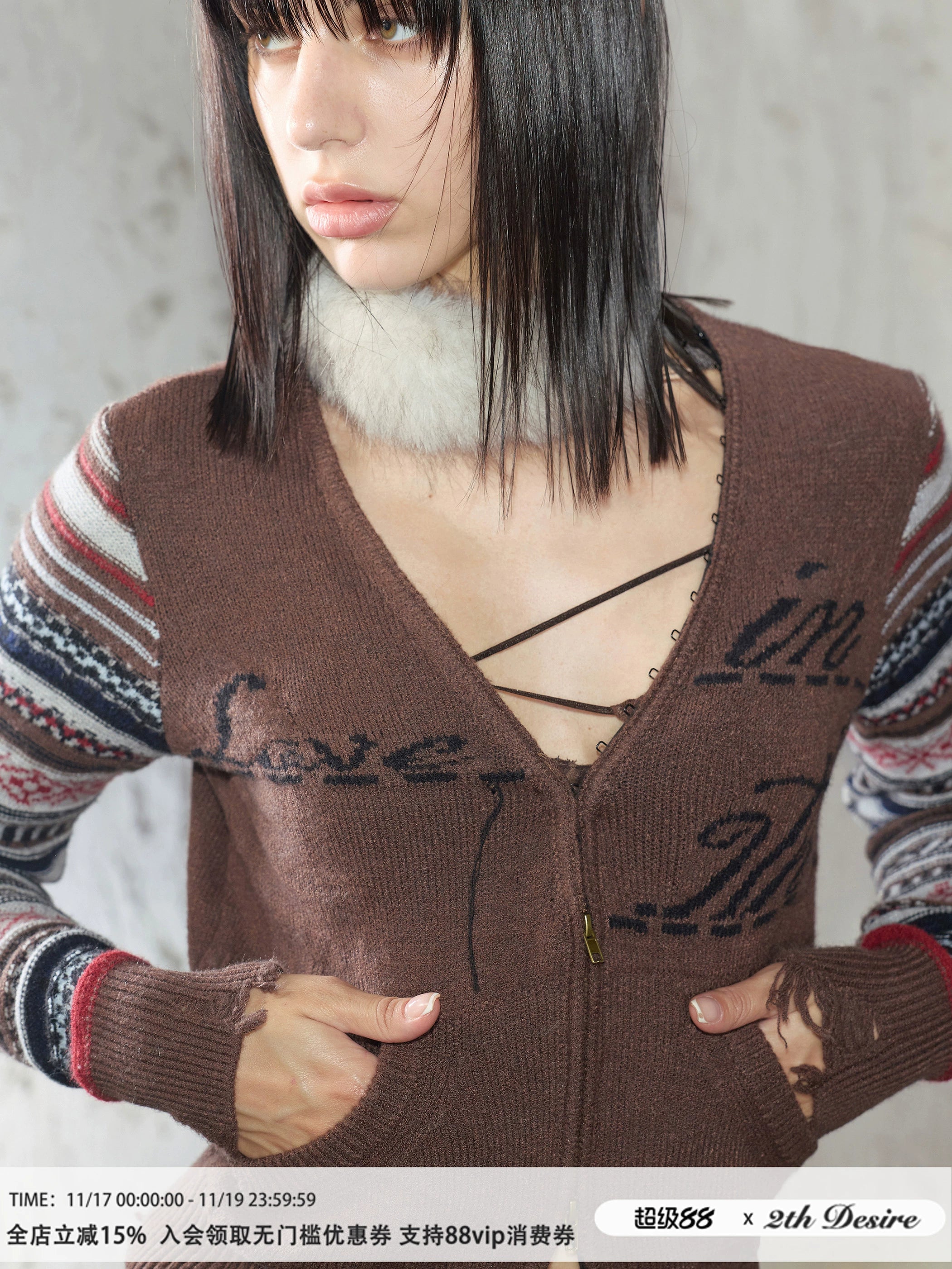 2th Desire费尔岛复古条纹提花字母v领修身针织开衫双头拉链外套