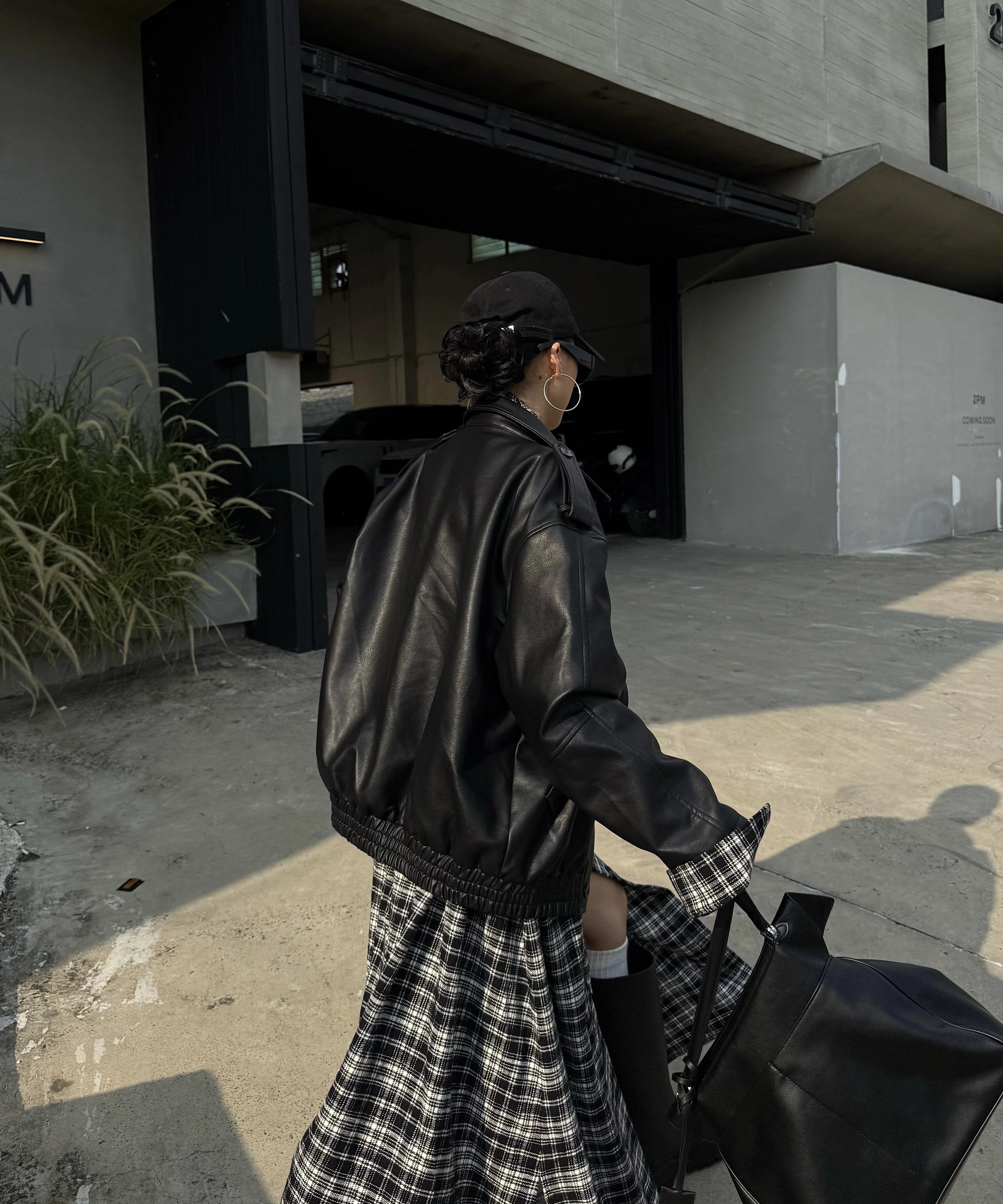 野生zero 复古黑色酷飒风pu皮衣女秋季新款机车宽松翻领上衣外套