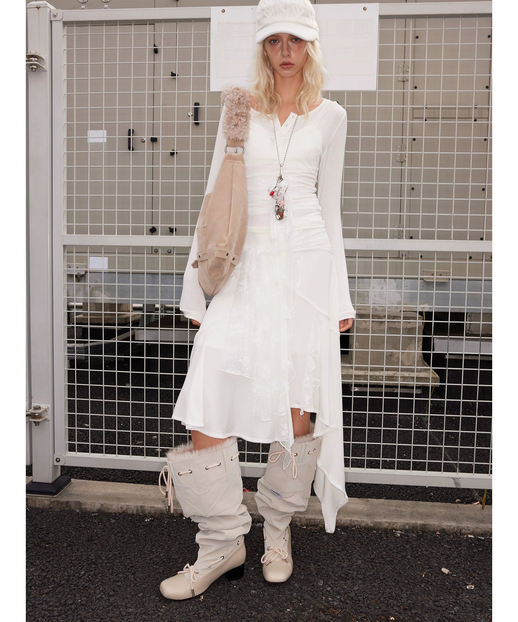 2th Desire可拆卸翻领毛毛擦色麂皮方头鞋时装靴子绑带长筒堆堆靴