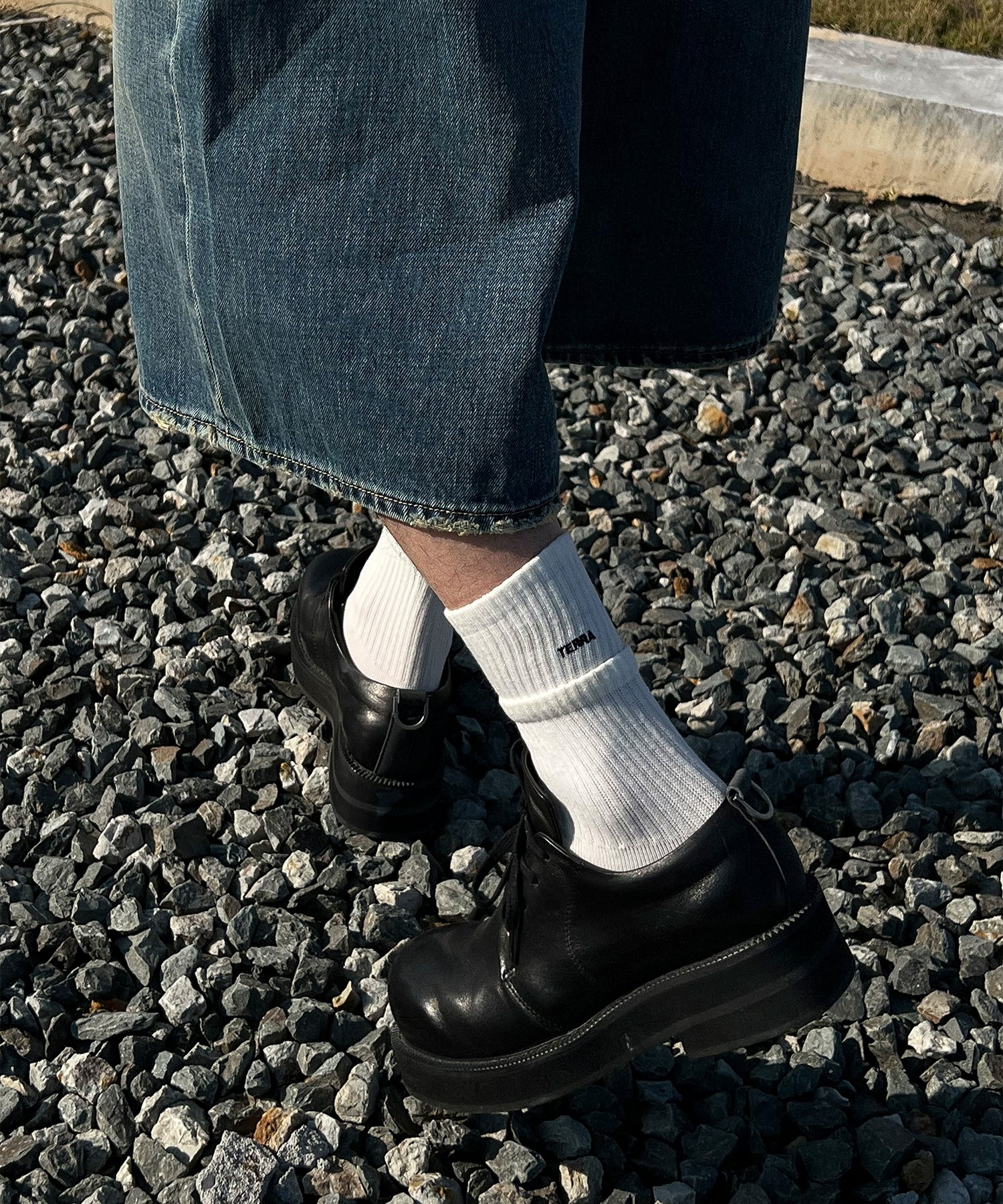 长绒棉吸汗透气黑白双色假两层品牌英文刺绣长袜TERRAINCOGNITA