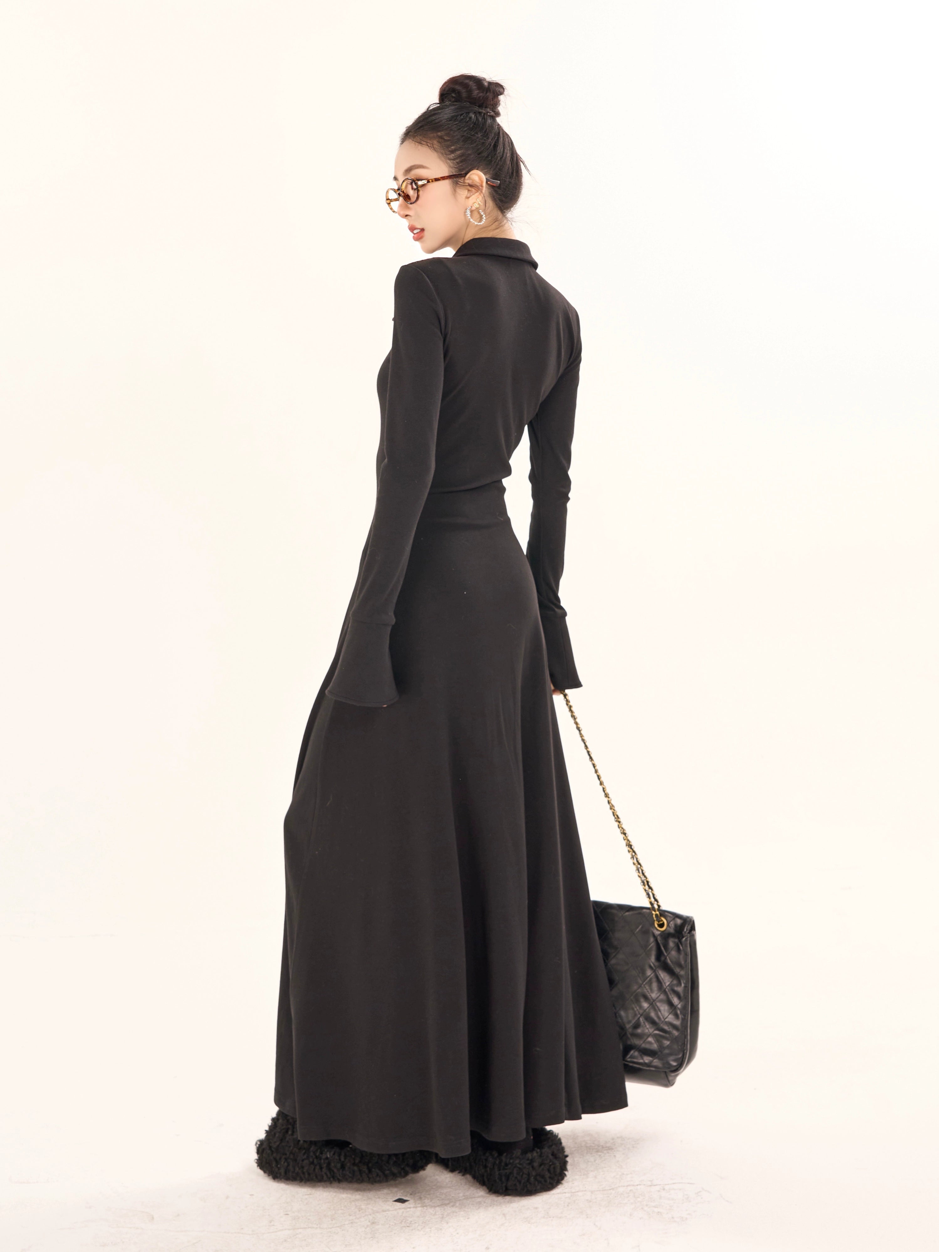 野生zero 黑灰色气质v领喇叭长袖连衣裙女春季收腰修身显瘦长裙子