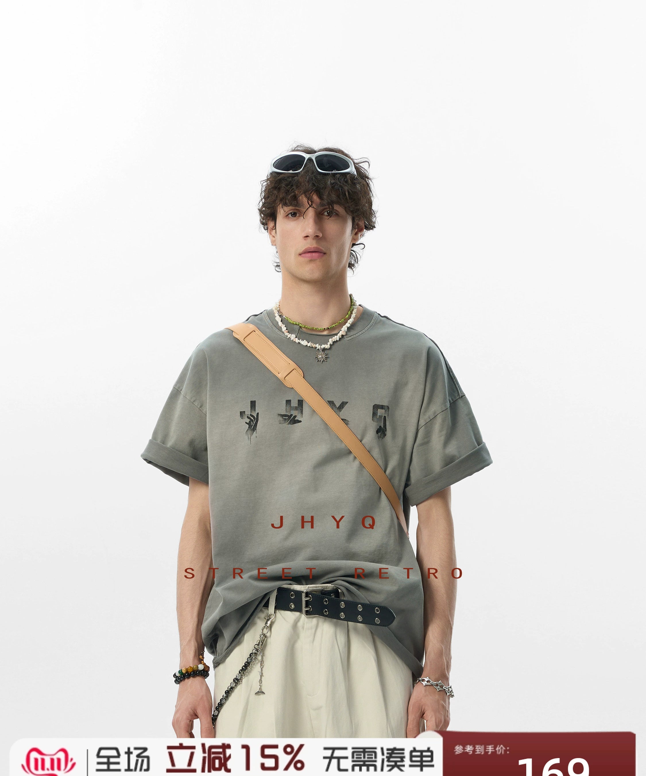 【水洗系列】JHYQ美式做旧创意手势印花落肩双领短袖T恤男夏宽松