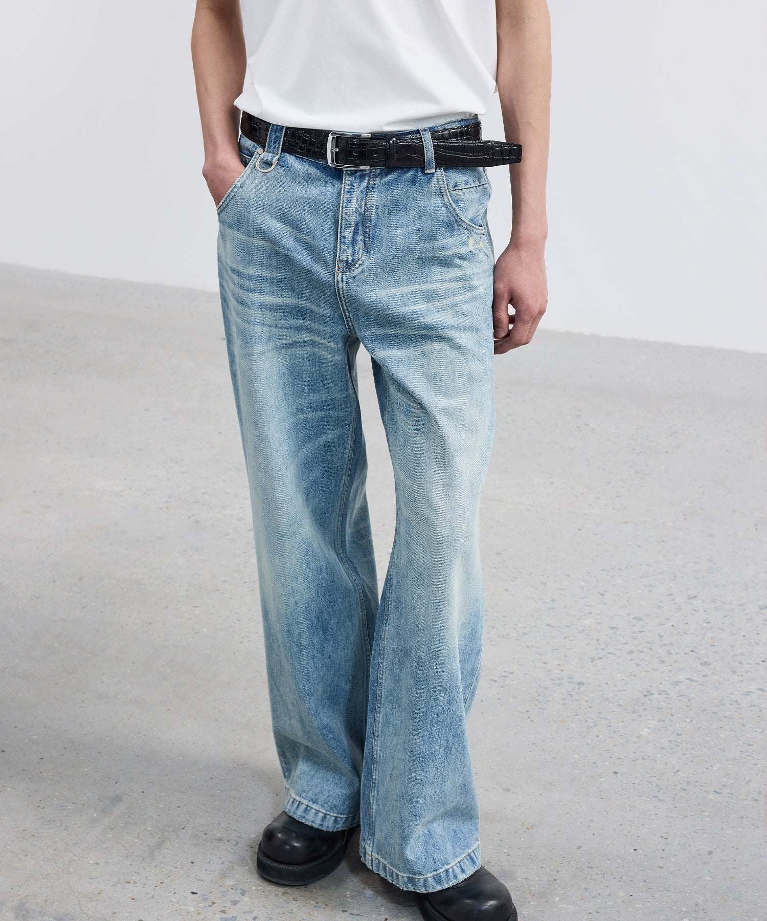 雾蓝复古水洗牛仔裤直筒休闲宽松范丞丞明星同款TERRAINCOGNITA