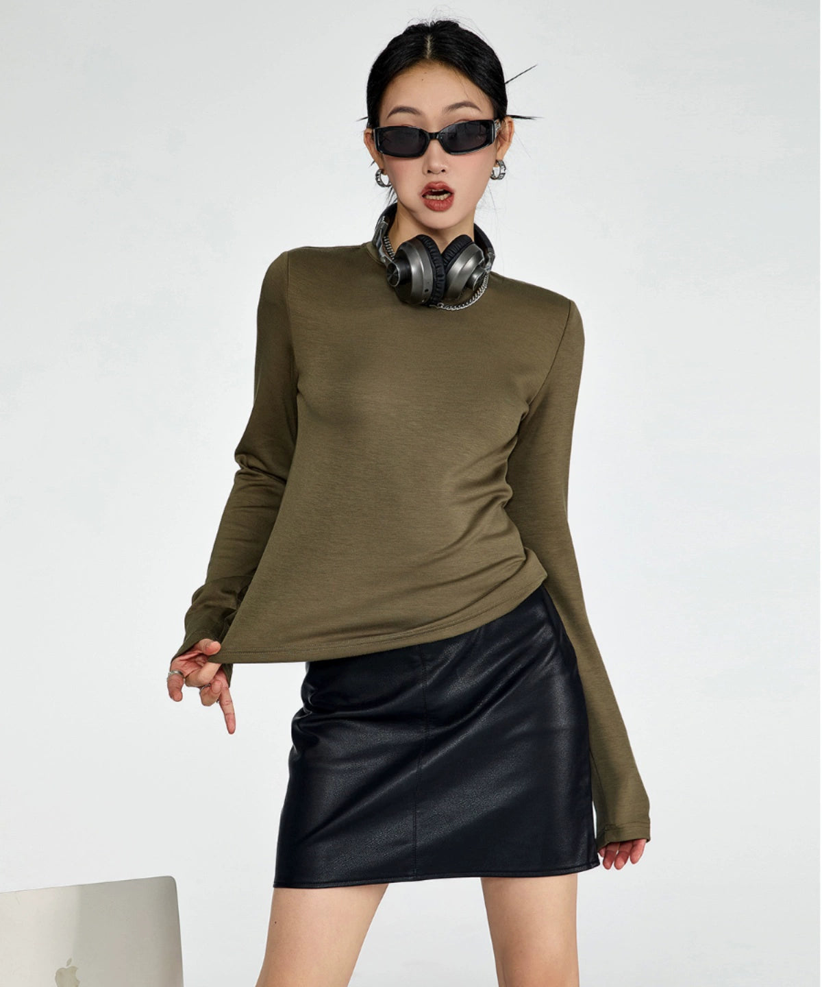 ICH MODE 美式复古修身长袖T恤女秋冬百搭宽松短款上衣纯色打底衫