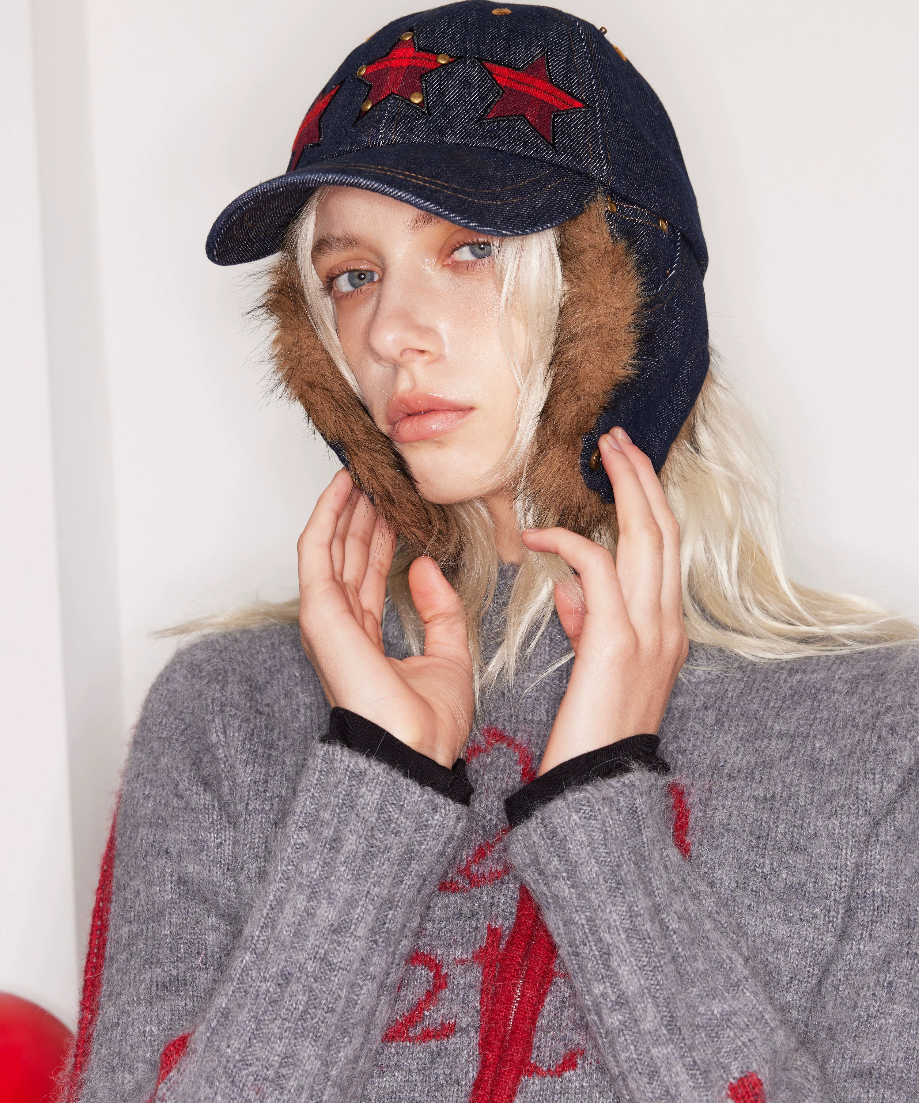 2th Desire可拆卸毛毛五角星爱心贴布绣鸭舌帽铆钉字母弯檐棒球帽