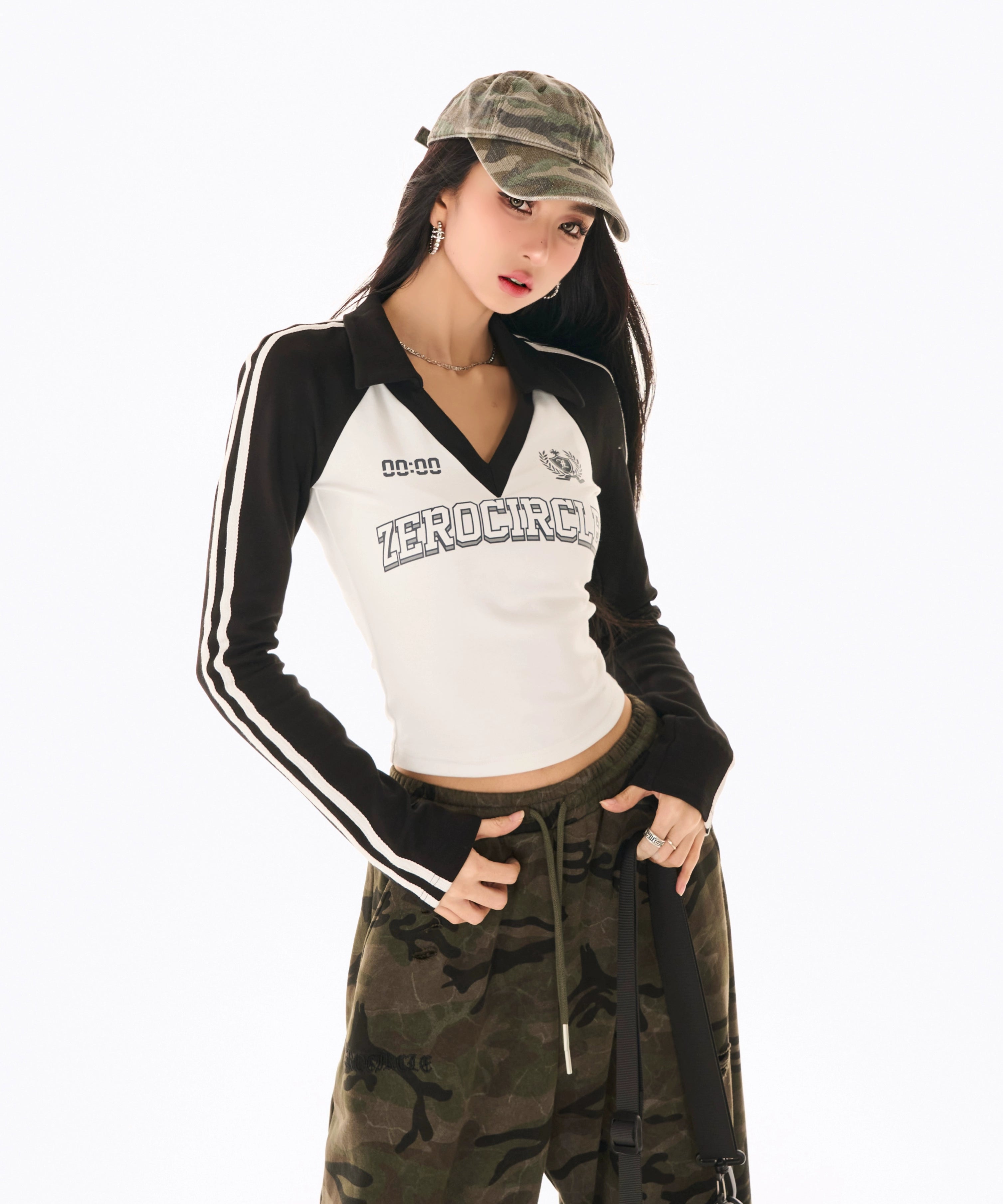 野生zerocircle拼色插肩袖t恤女春季辣妹修身显瘦印花短款v领上衣