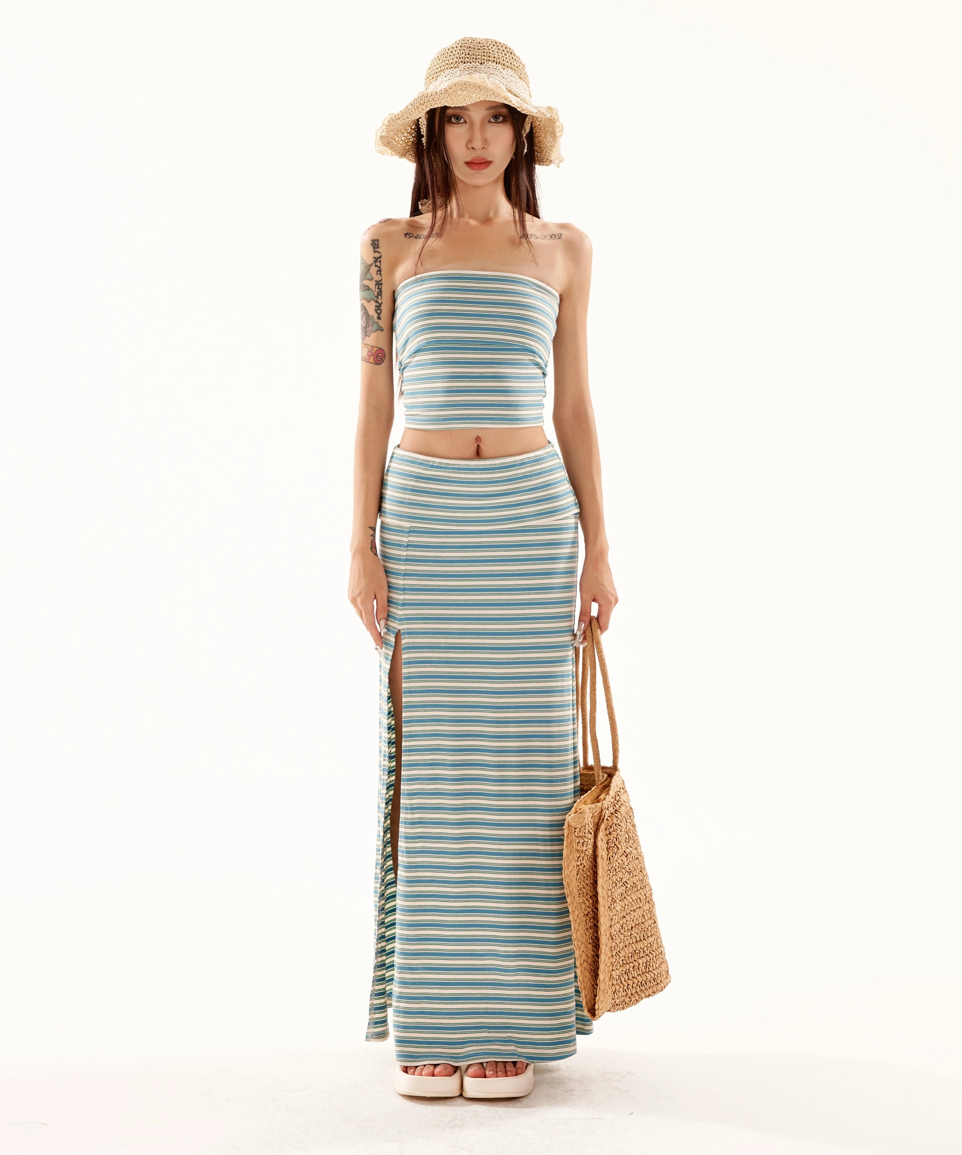 野生zero辣妹抹胸套装裙女夏季设计感小众条纹显瘦开叉直筒长裙子