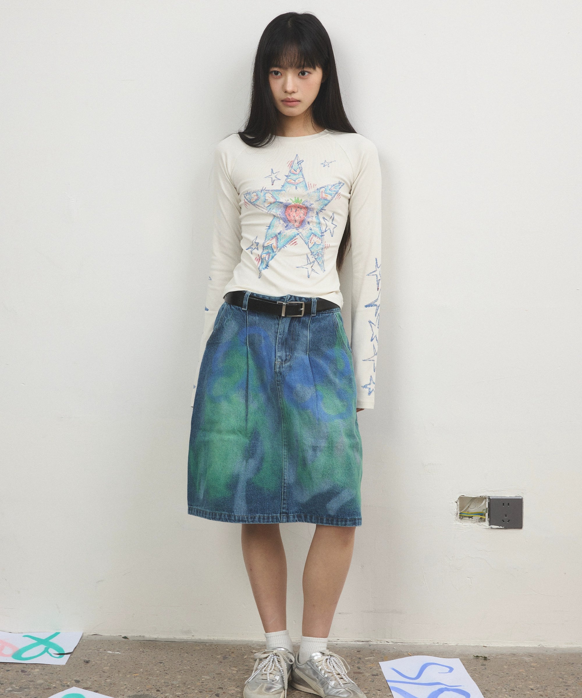 eeeeArtmonster“星星草莓多士”蜡笔手绘涂鸦长袖T恤辣妹打底衫