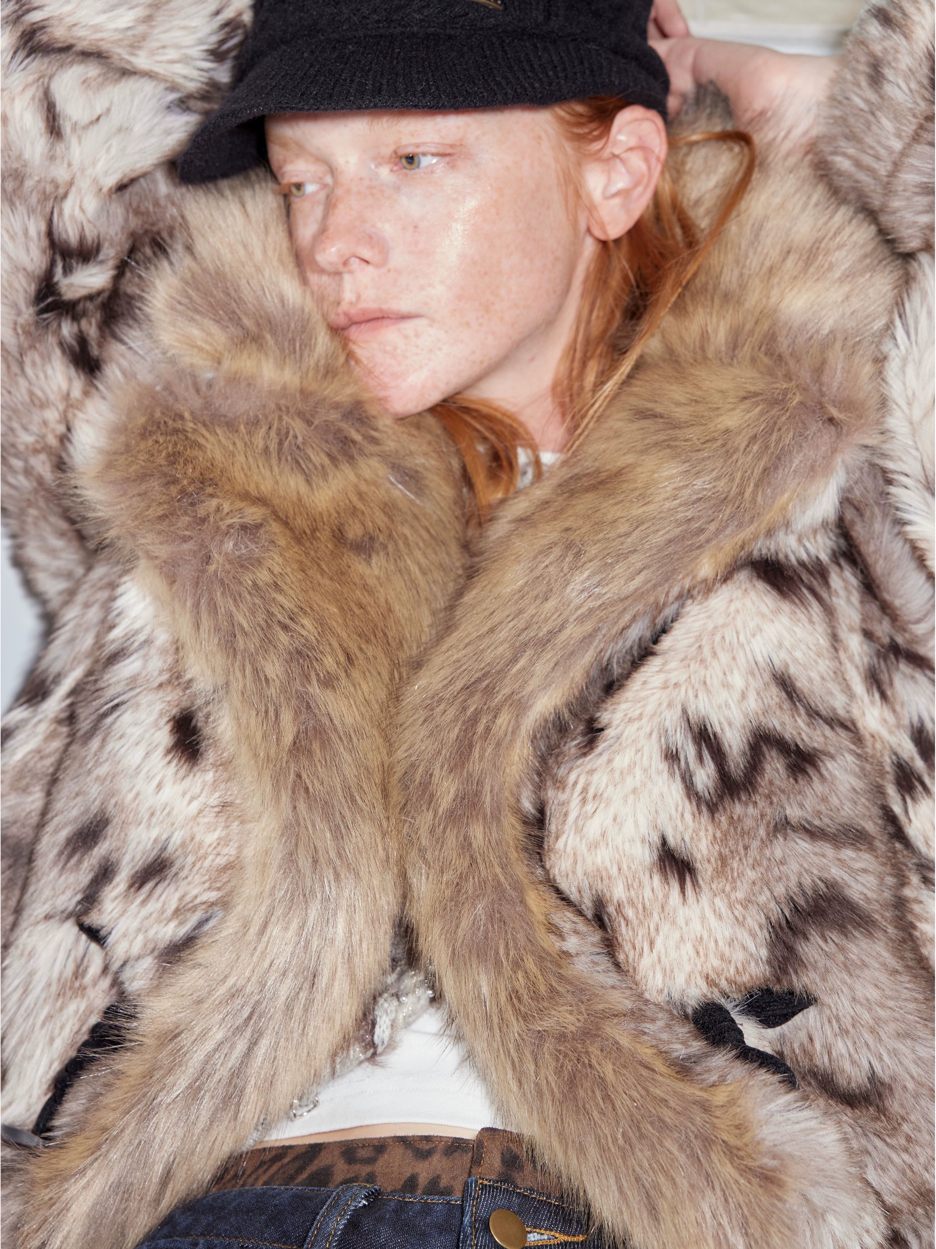 2th Desire绒面内里廓形环保皮草女拼接毛毛短款冬季保暖毛绒外套