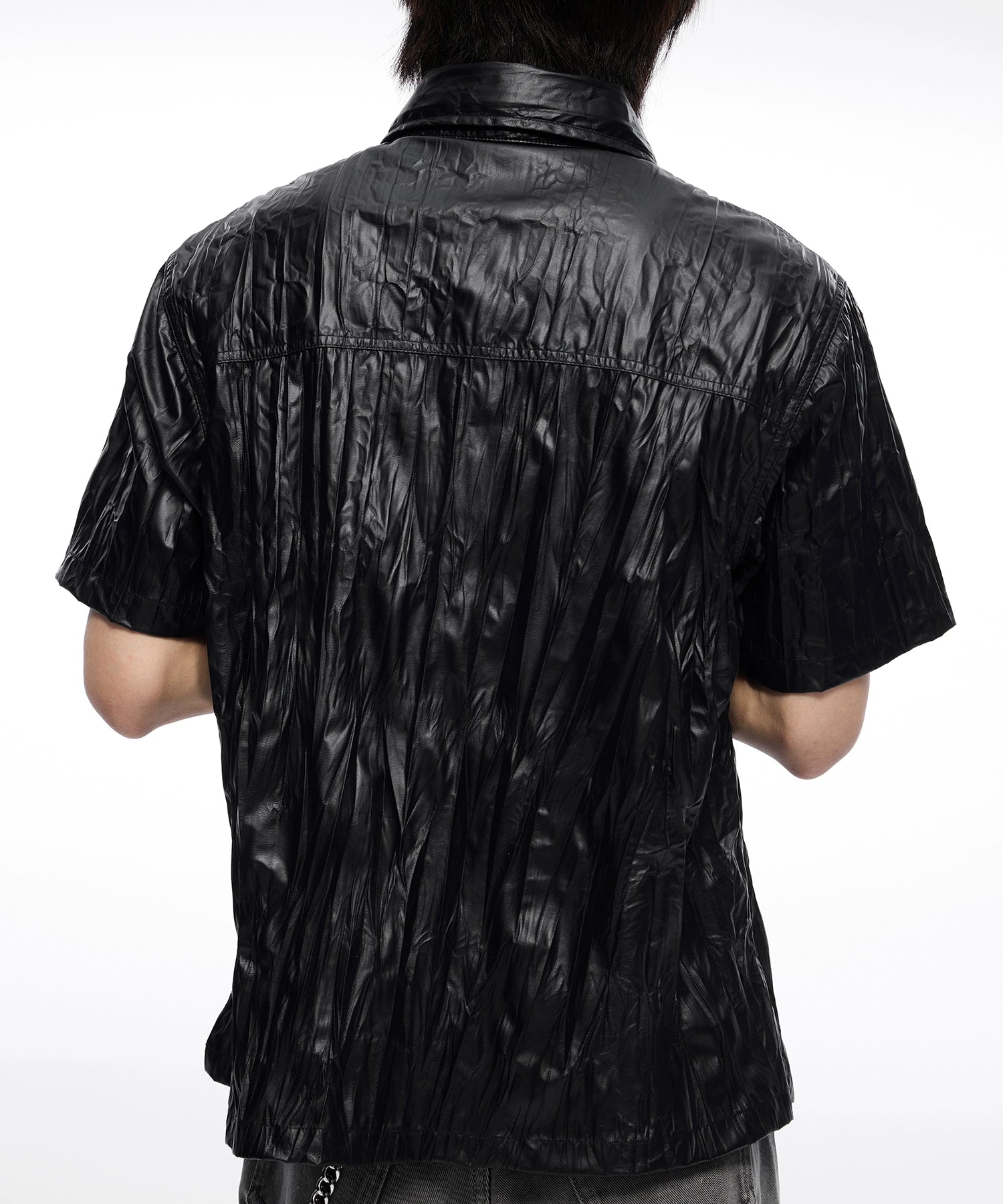 皮感肌理褶皱短袖衬衫定制金属纽扣boxy版型男TERRAINCOGNITA24SS