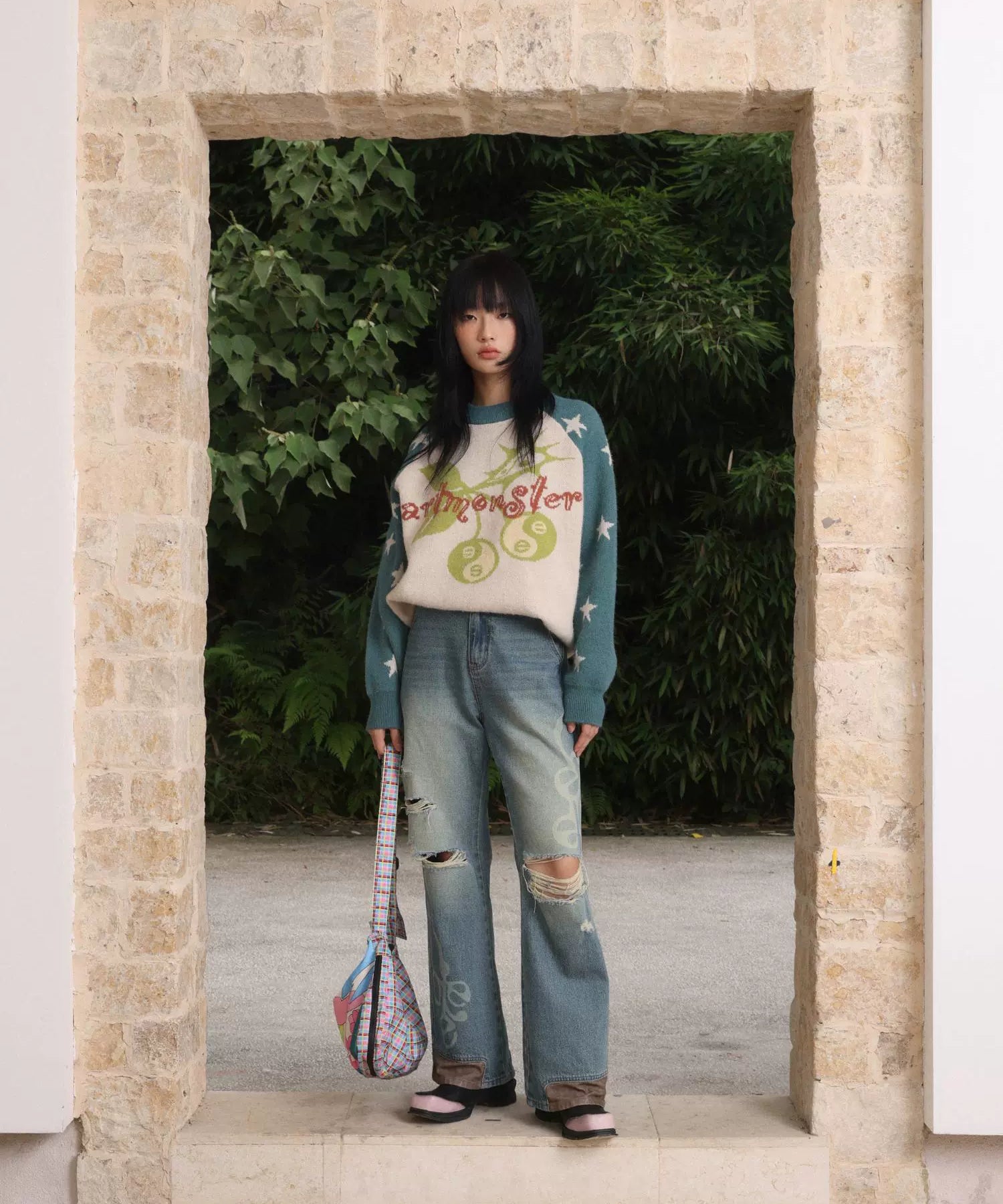 “电子樱桃”| eeeeArtmonster24FW创意樱桃印花拼色重磅圆领毛衣