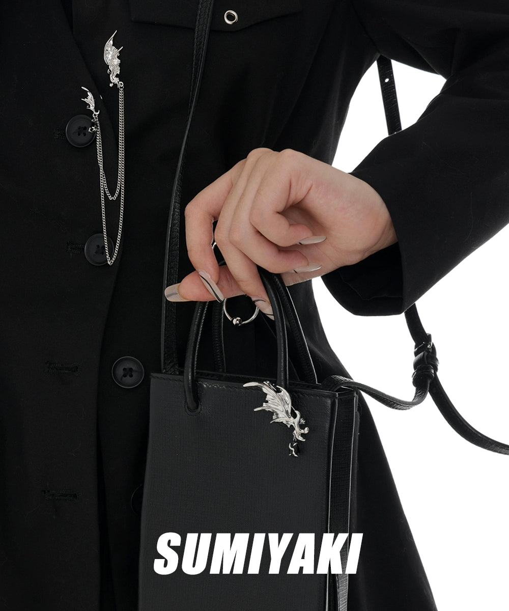 男女通吃！SUMIYAKI 流苏蝙蝠胸针 提升时髦！秋冬搭配西装配饰