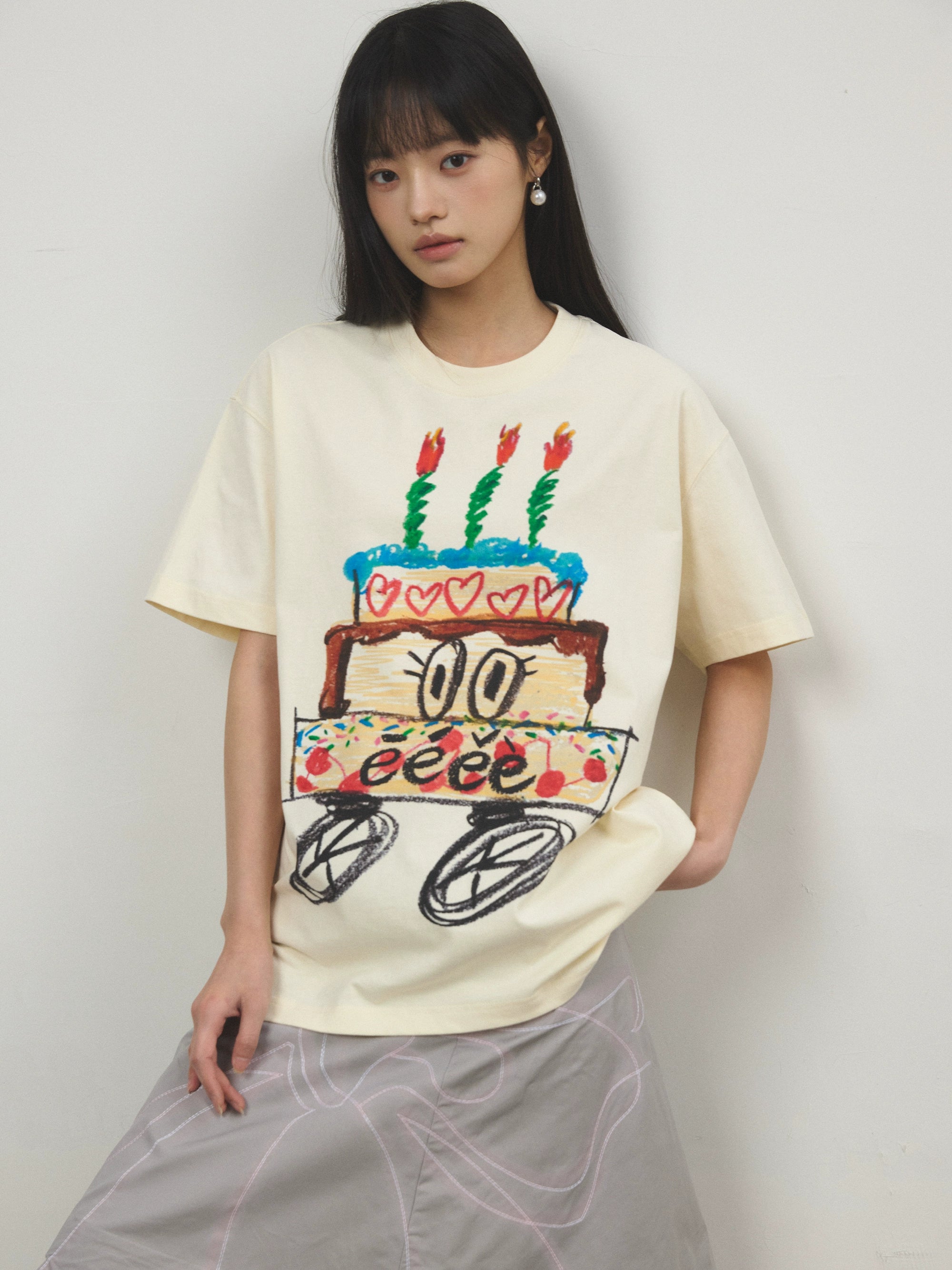 “逃跑蛋糕”| eeee手绘生日蛋糕创意T恤小众涂鸦艺术印花短袖夏