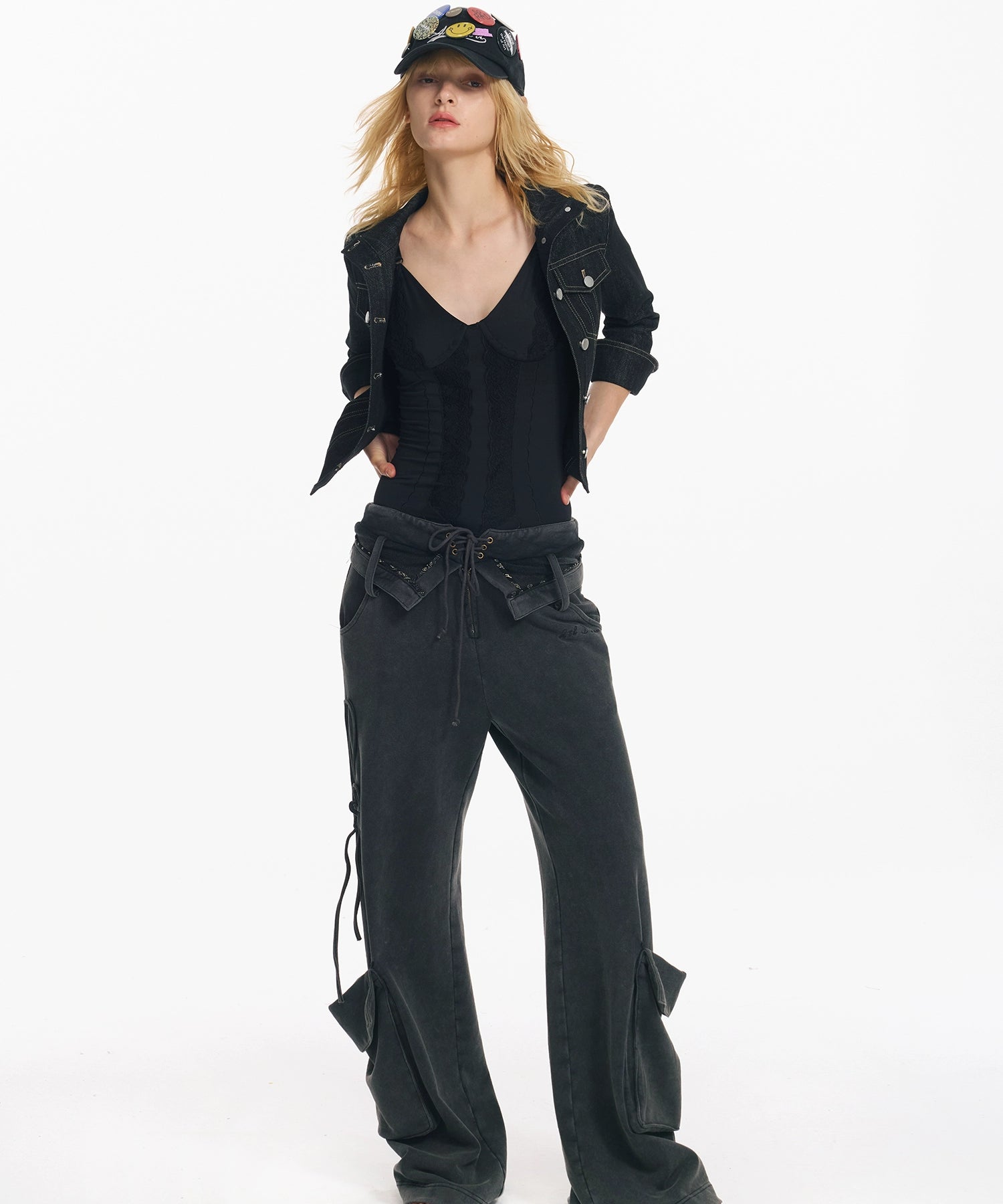 2th Desire蕾丝刺绣修身显瘦打底内搭薄款简约设计辣妹吊带上衣女