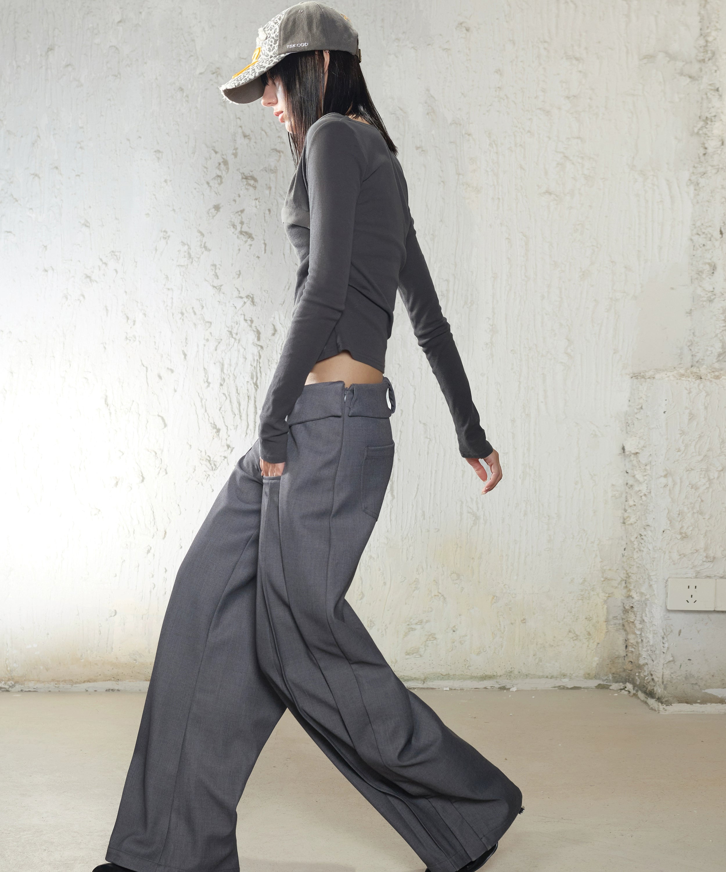 2th Desire时髦廓形翻折腰头不规则设计感直筒阔腿休闲显瘦长裤