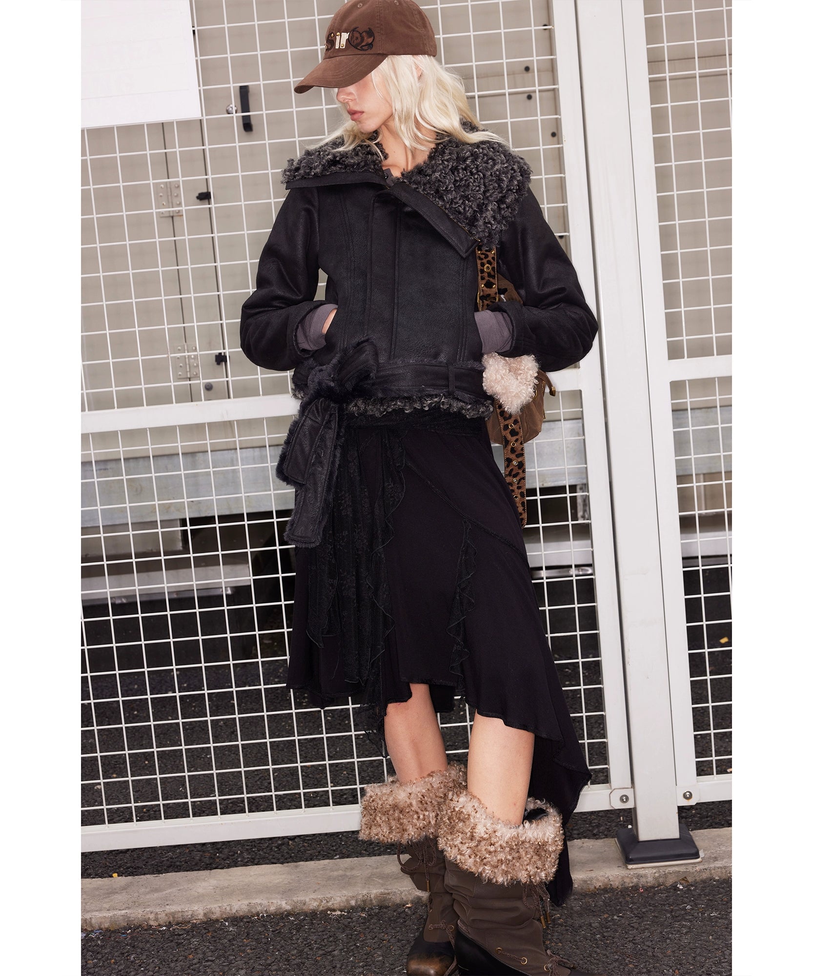 2th Desire不对称毛绒翻领皮毛一体外套加绒加厚短款修身机车夹克