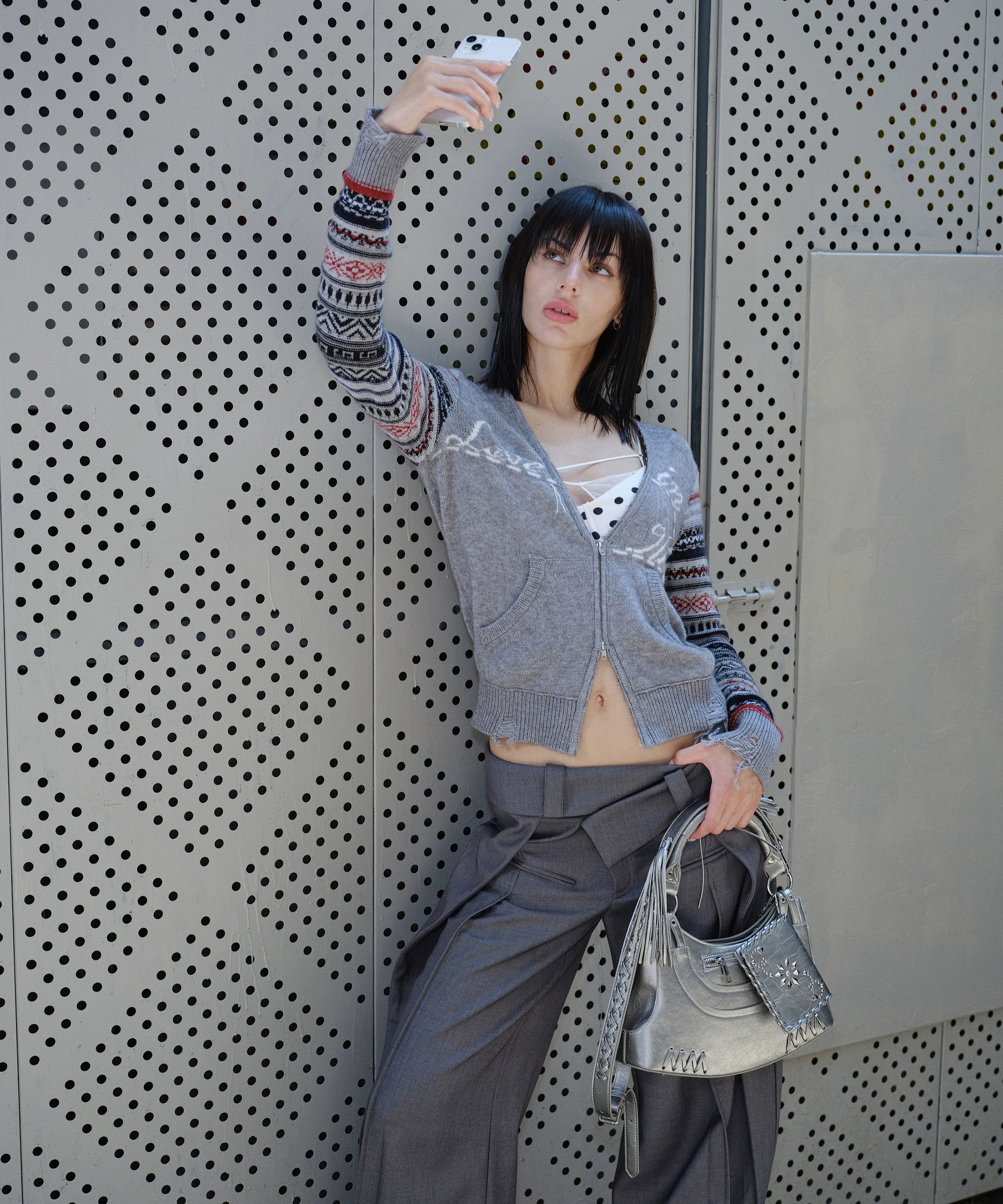 2th Desire费尔岛复古条纹提花字母v领修身针织开衫双头拉链外套