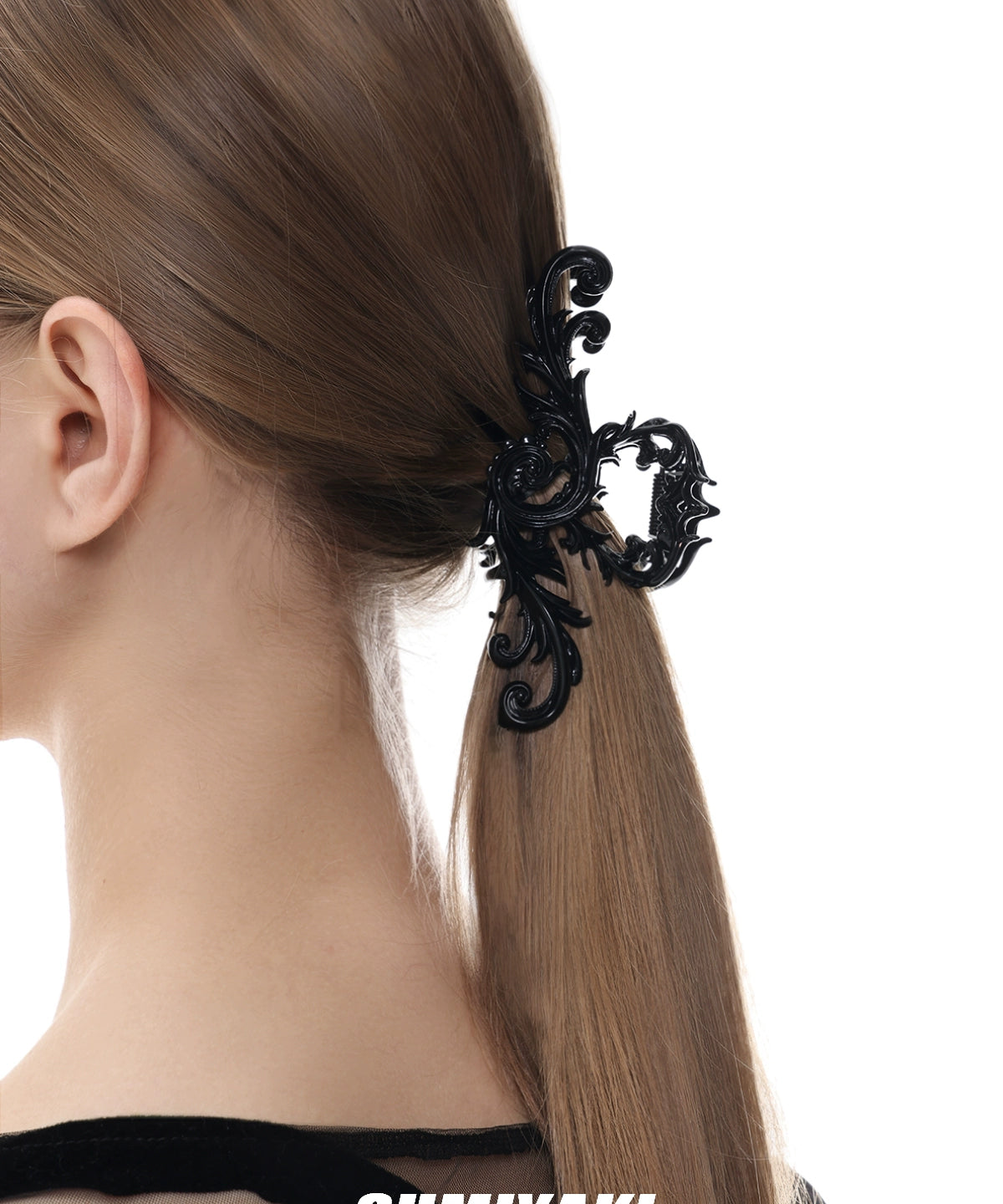 枪黑发饰！SUMIYAKI 法式复古立体雕花鲨鱼夹精致通勤百搭发饰