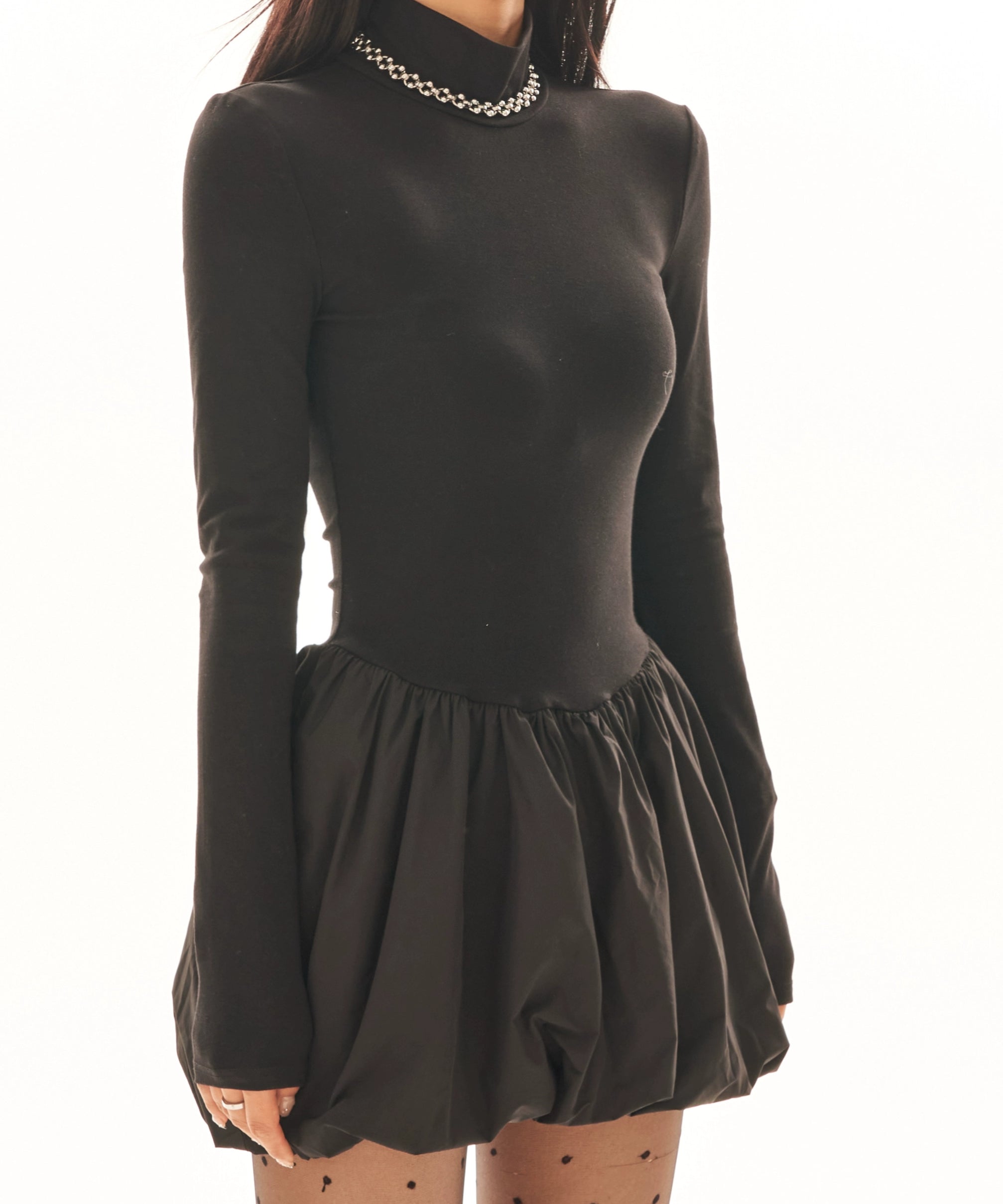 野生zerocircle黑色半高领长袖连衣裙女春秋季显瘦修身花苞短裙子