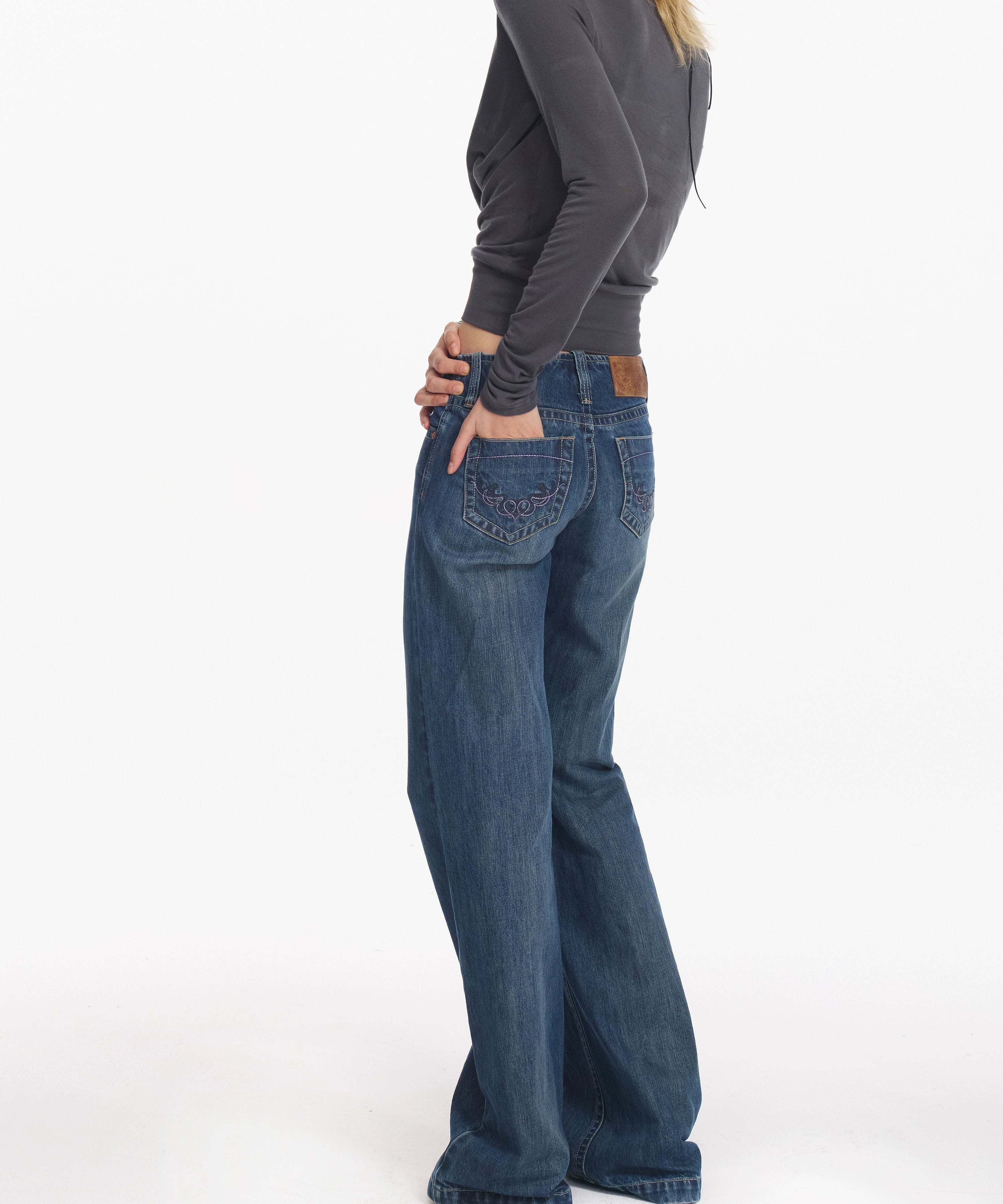 2th Desire 复古撞色刺绣无腰头低腰直筒垂感修身水洗蓝牛仔裤女