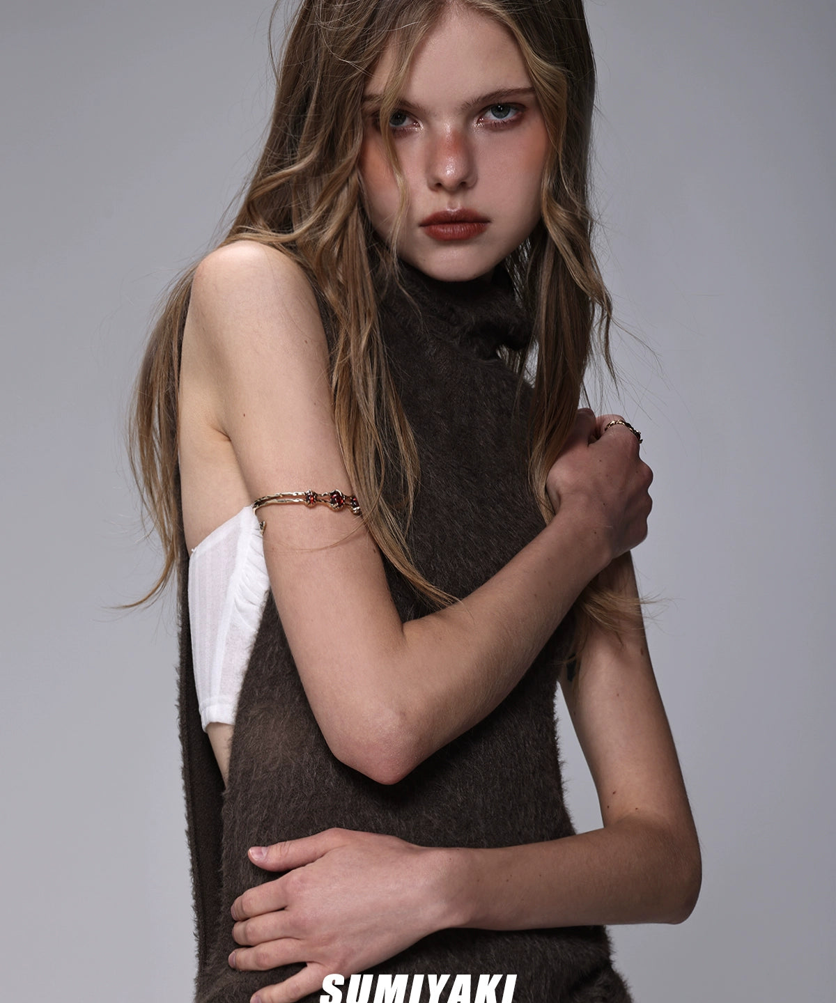 超A！SUMIYAKI 沙丘系列臂环 秋冬时髦感穿搭 修身手环 安可拉红