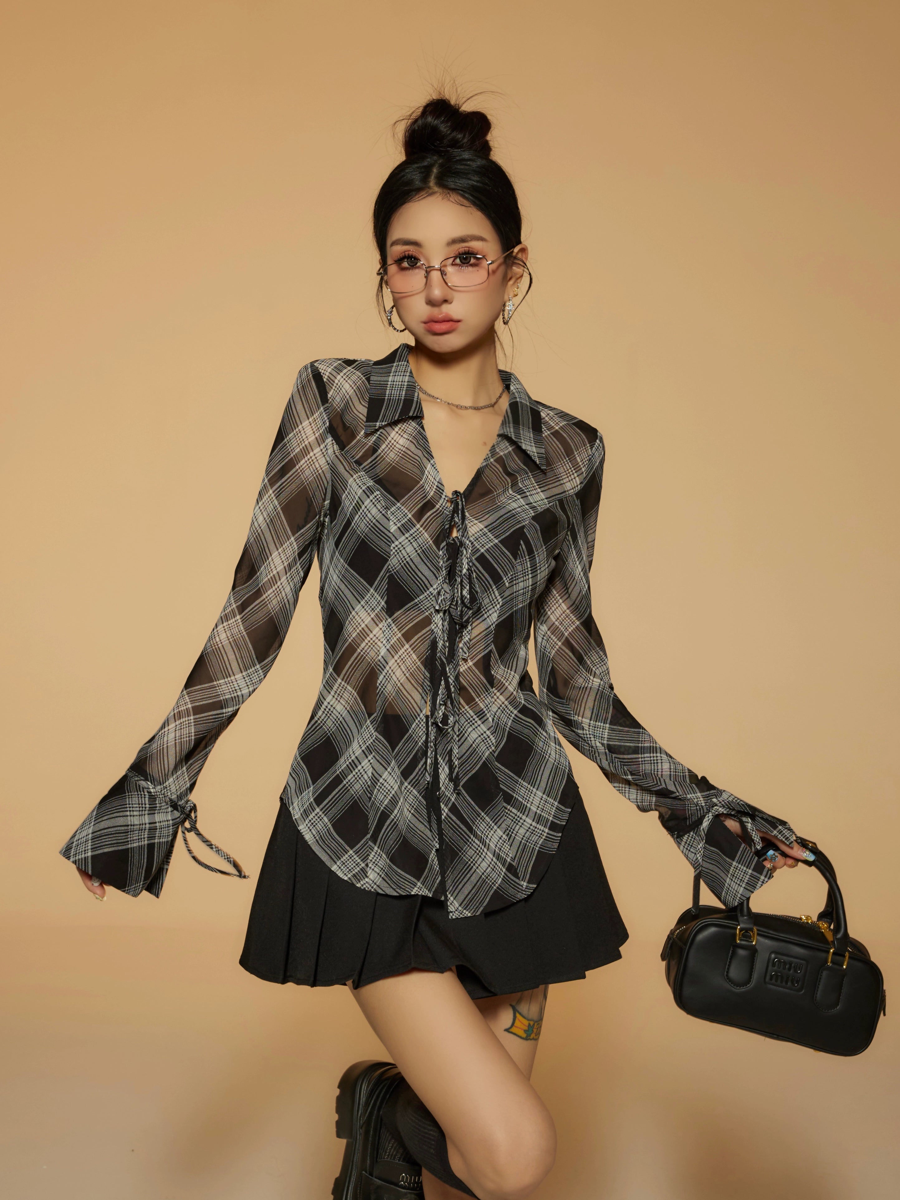 野生zerocircle 格子v领长袖衬衫女春修身显瘦绑带喇叭袖薄款上衣