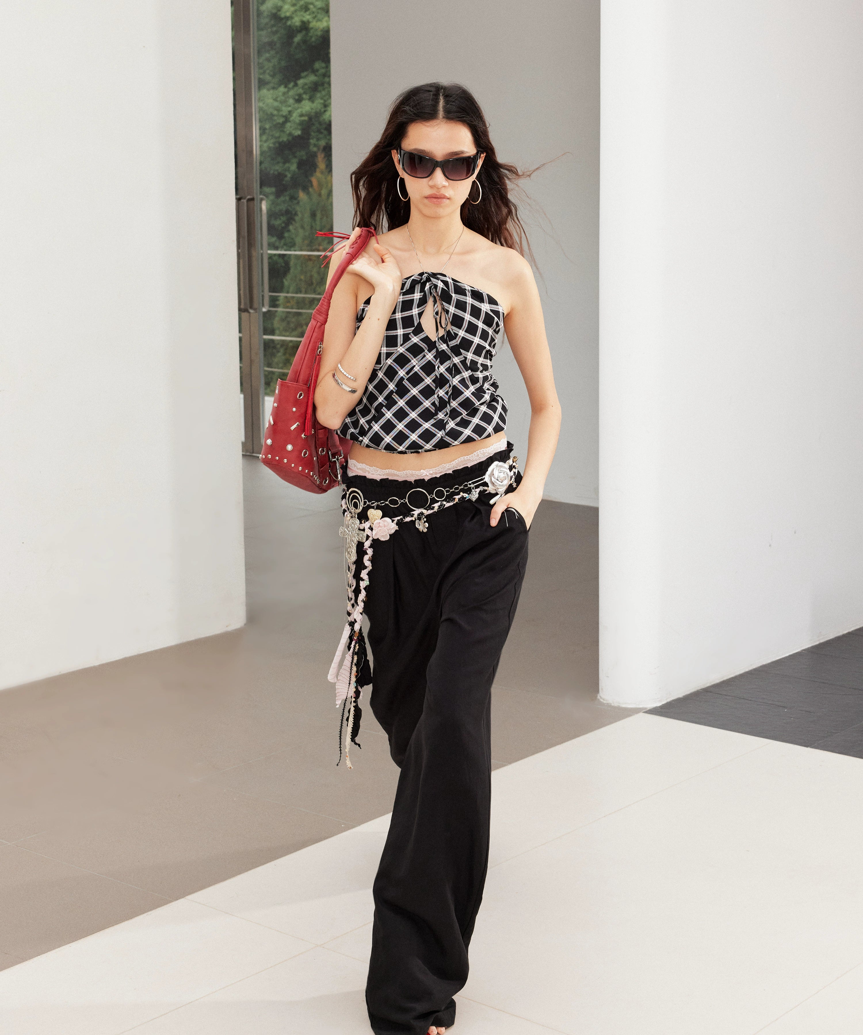 2th Desire复古蛇纹褶皱绑带花苞链条甜辣挂脖吊带露肩格纹上衣女