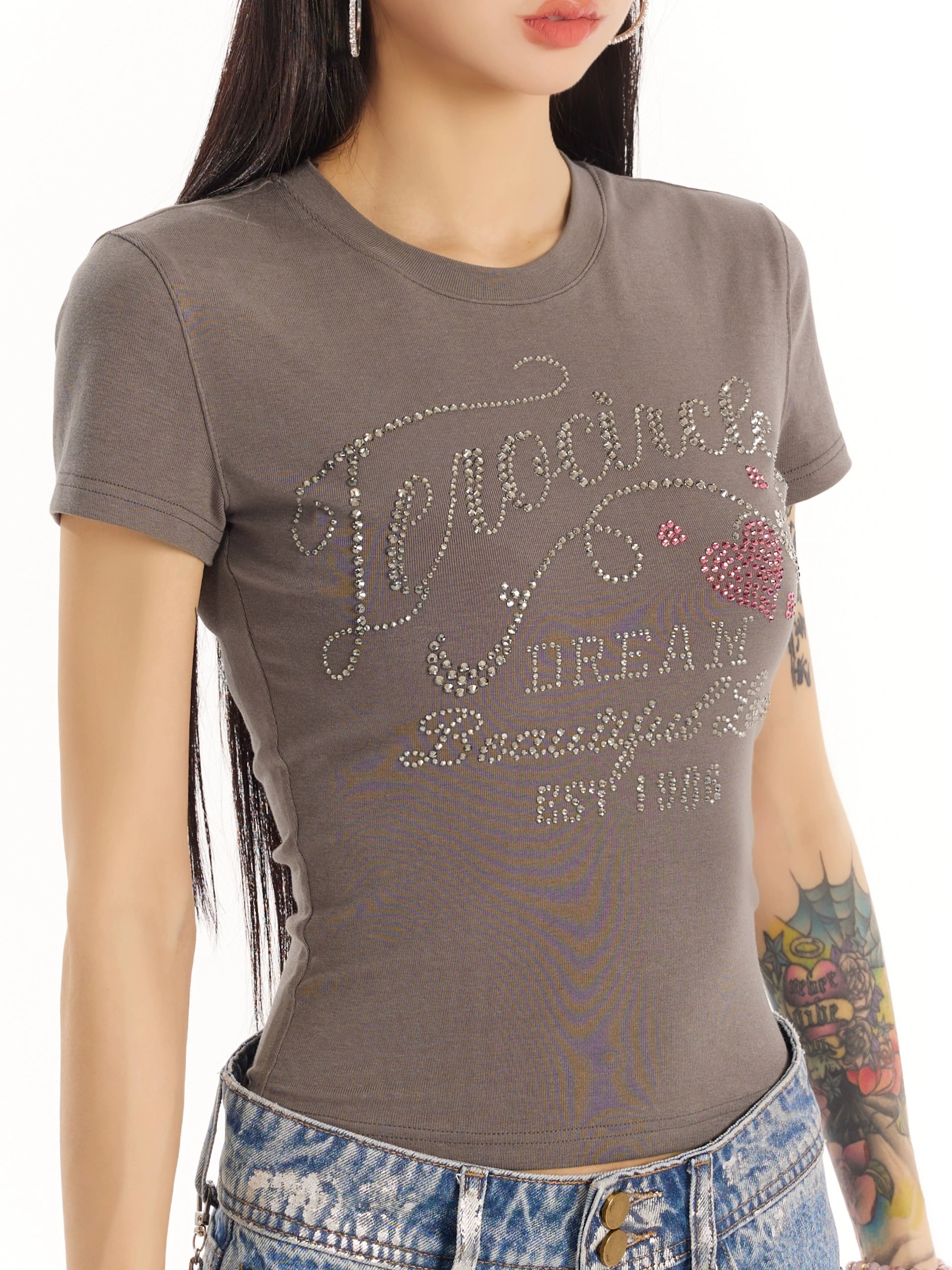 野生zero 白黑灰色正肩烫钻短袖t恤女夏季辣妹设计感修身显瘦上衣