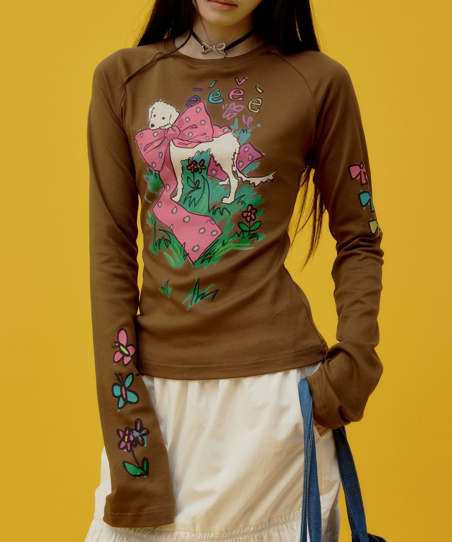“美美小狗”| eeee手绘涂鸦修身打底衫少女感蝴蝶花丛长袖T恤